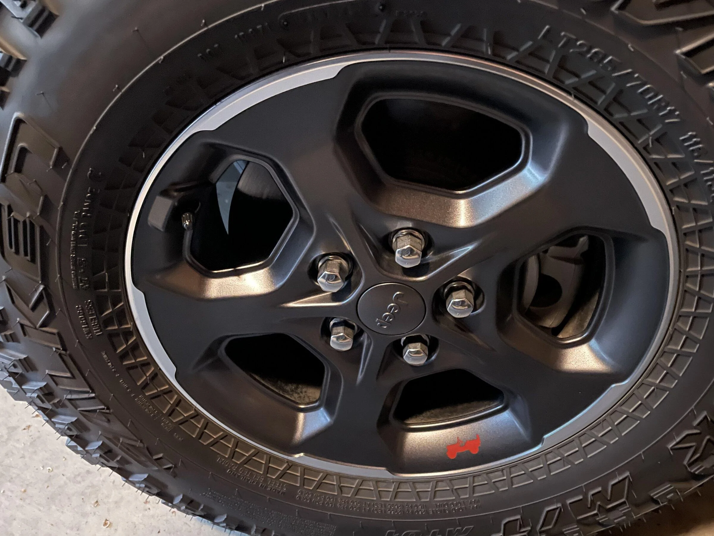 Jeep Gladiator Rubicon wild peak 33” M/T take offs like new 0F17483F-87B4-4ABC-BEFF-8087F85A19C0