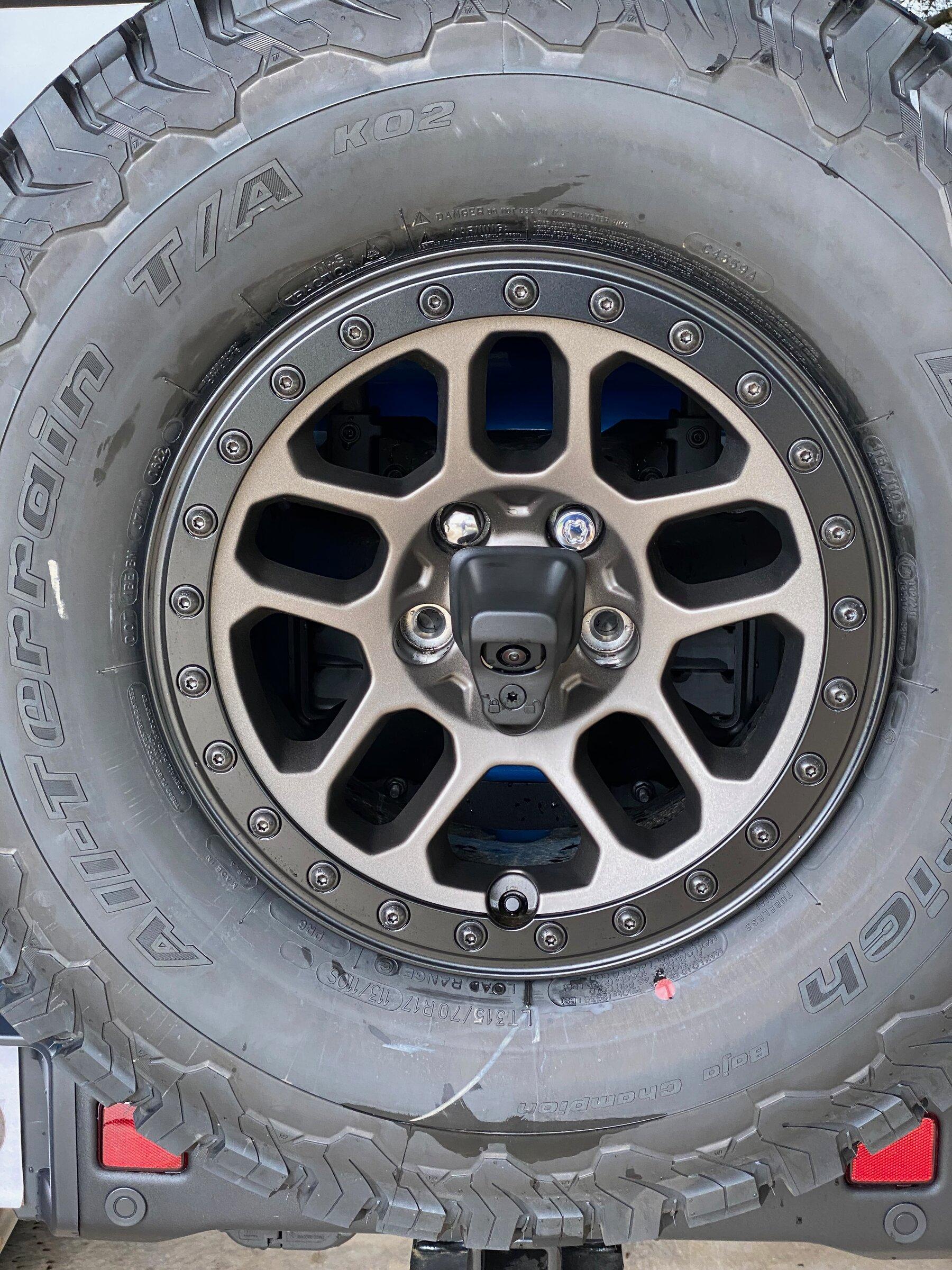 Jeep Gladiator 5 BFG KO2 315/70r17 tires 400 miles IMG_3713