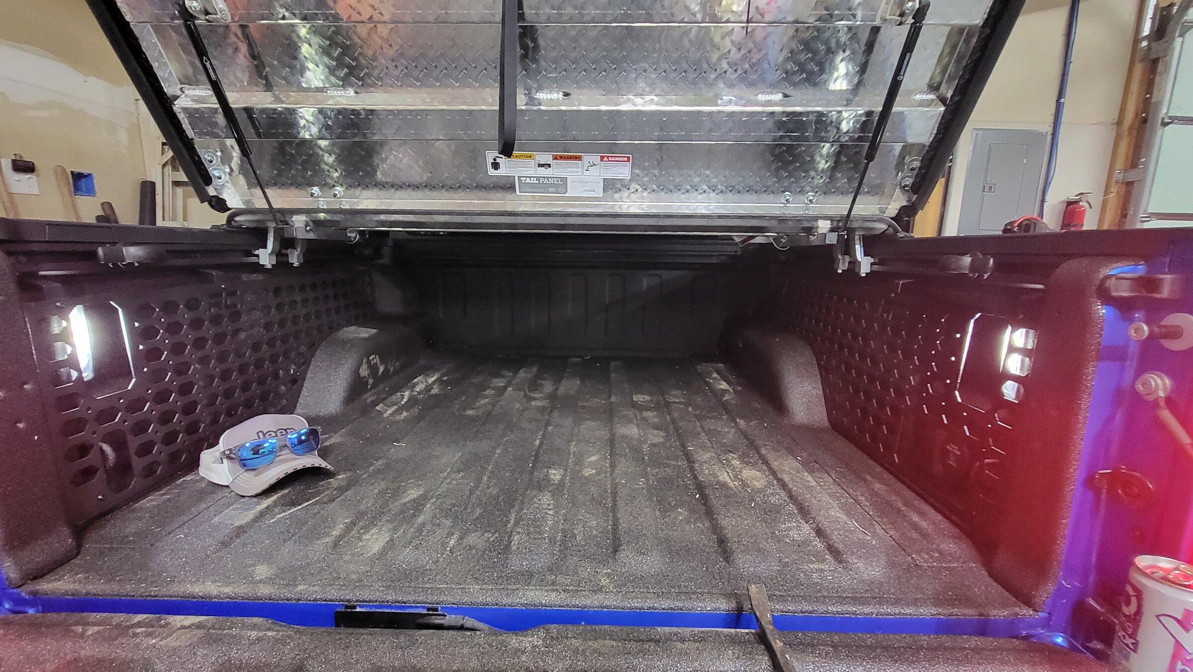Jeep Gladiator My 2022 Hydro Blue Mojave Log - Jack of All Trades 20220523_224741