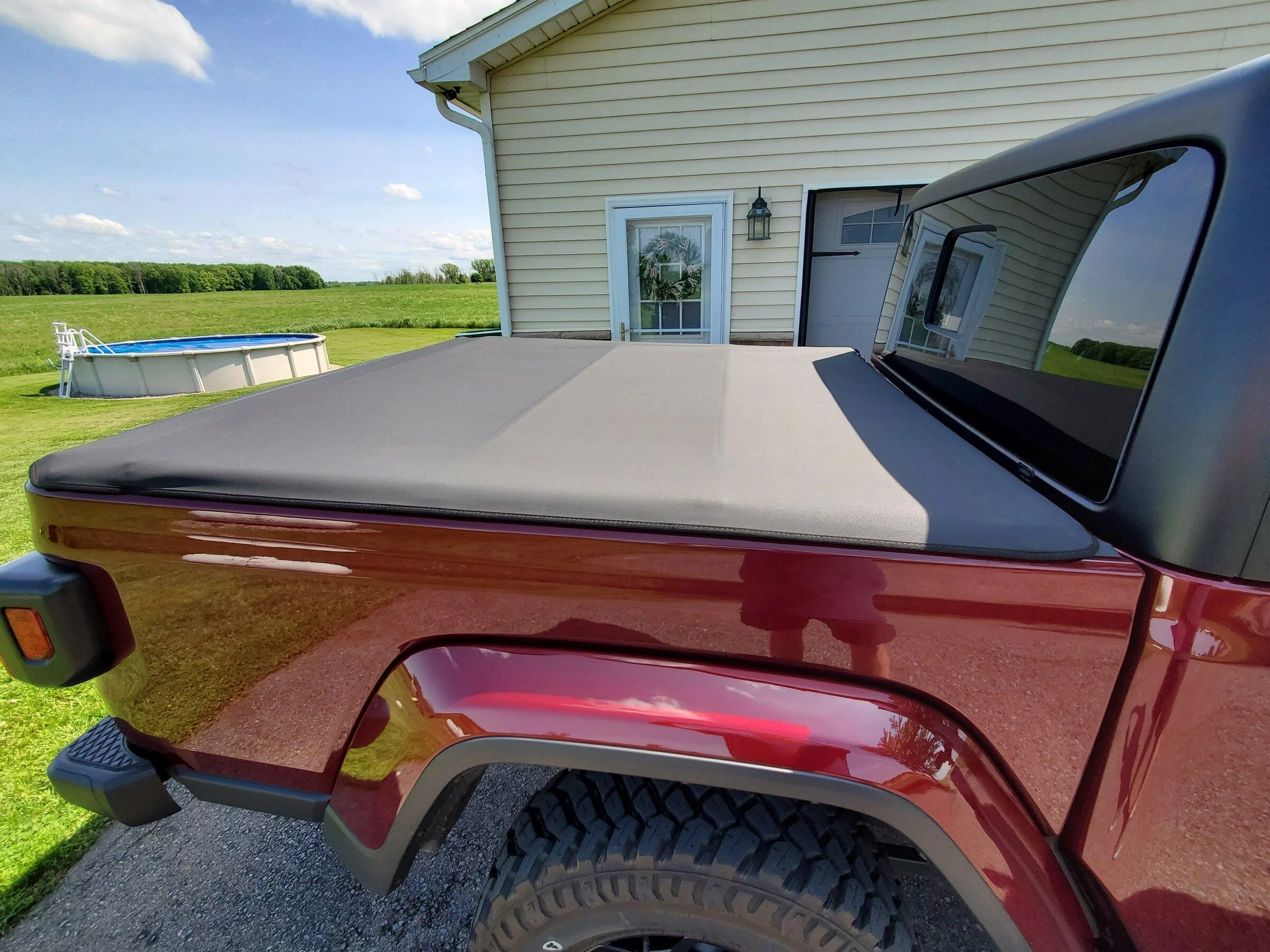 Jeep Gladiator Mopar roll up Tonneau Cover  Price Reduced $275 20220524_151353