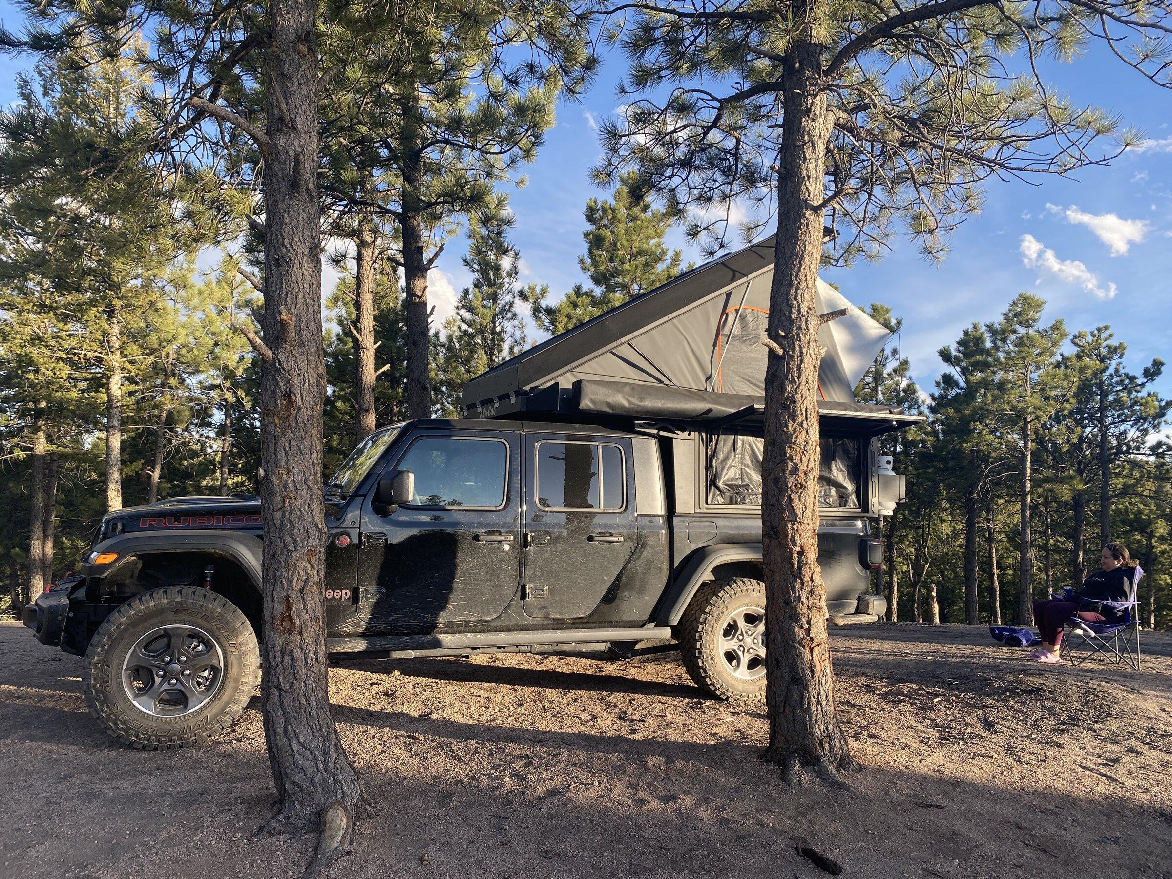 Jeep Gladiator Alu-Cab Canopy Camper Roll Call IMG_6084
