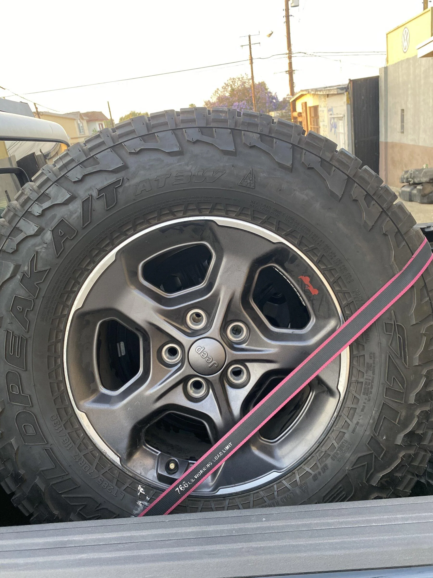Jeep Gladiator Rubicon wheels and tires 12DE4CC1-A2AC-4C6D-B325-C9B02C69D03F