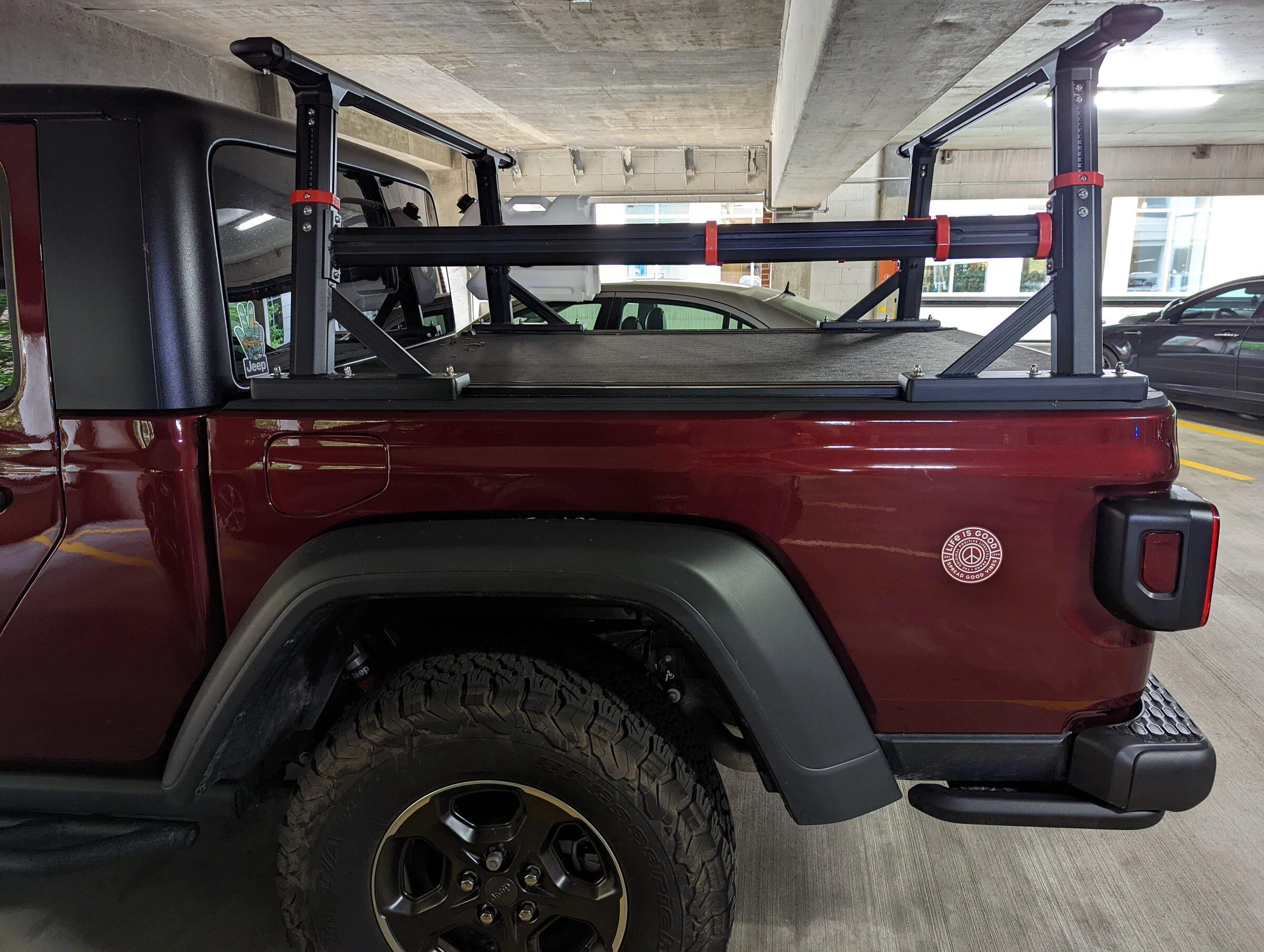 Jeep Gladiator Bed Cover Preference: Roll Up or Flip Up, and Why? PXL_20220525_112847373