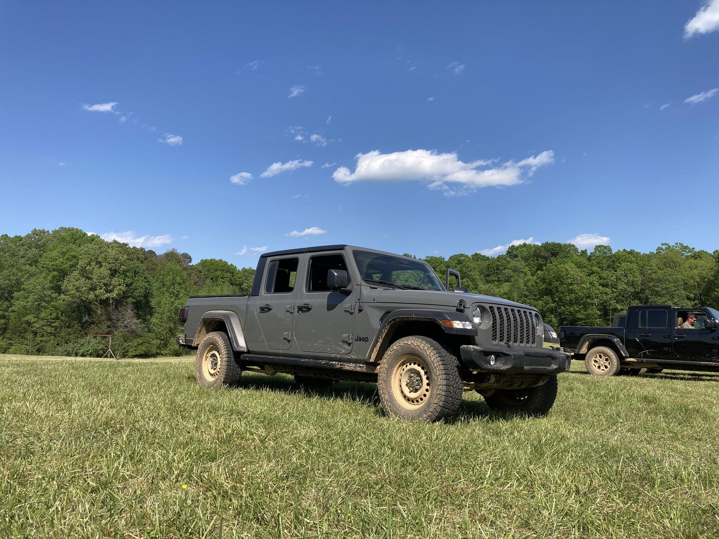 Jeep Gladiator Plain Jane, the family truckster IMG_7270