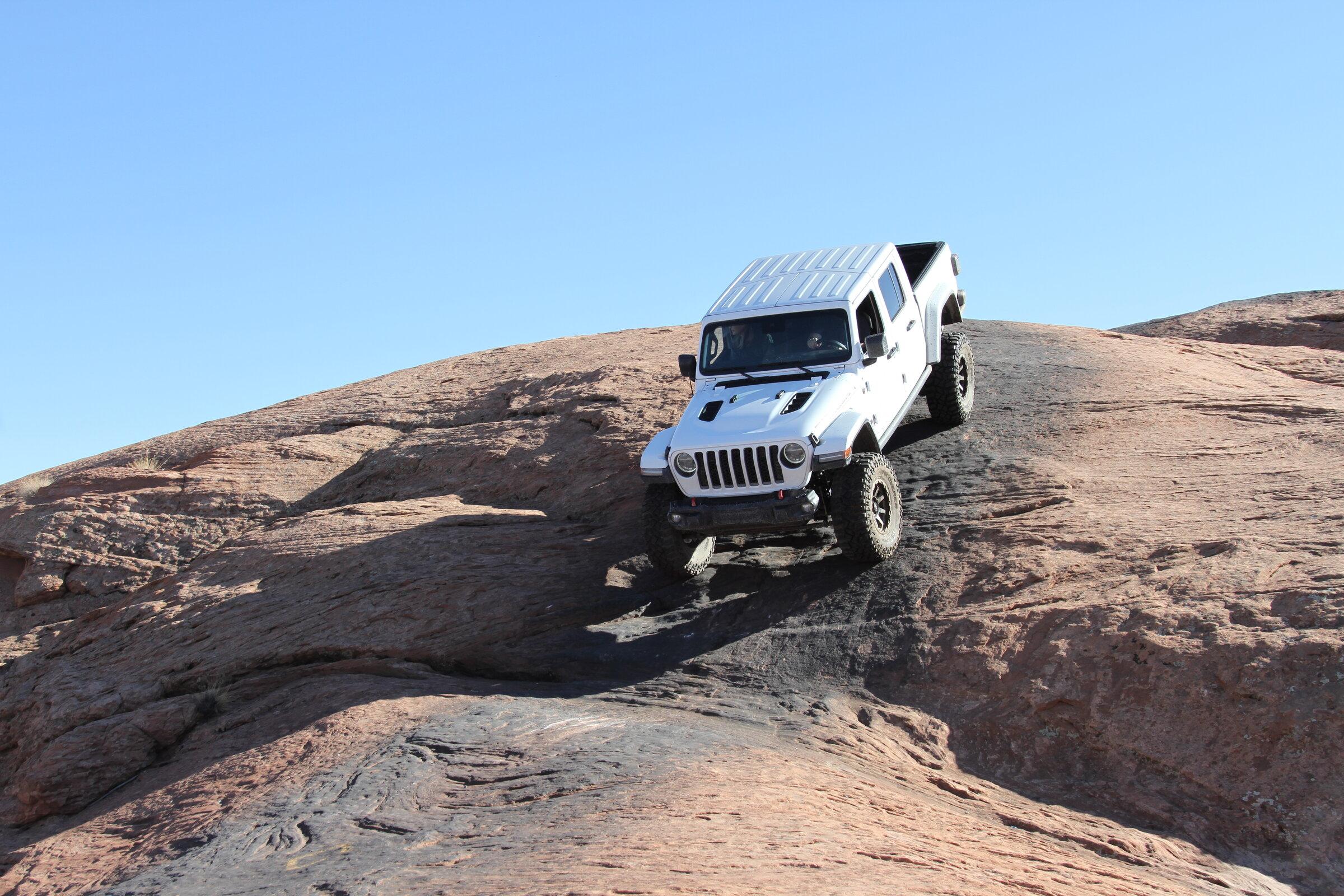 Jeep Gladiator Clayton Overland Plus 2.5 or 3.5 E57C2020-E5DC-4E9E-8753-7EE02E0B166A