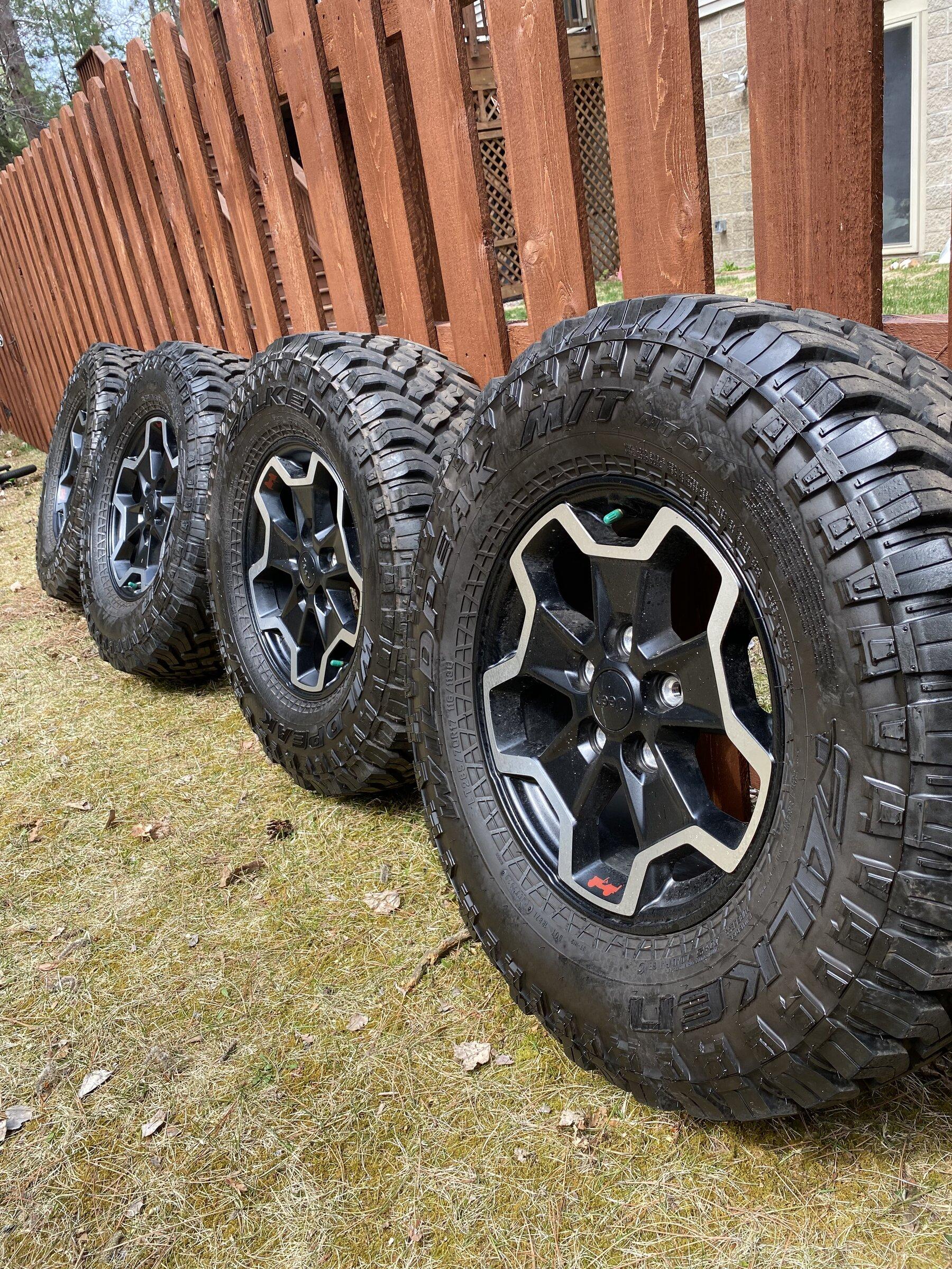 Jeep Gladiator Rubicon rims w/ 33” Falken Wildpeak M/T for sale CF19173E-E9F2-4CD4-8B99-B51822027FED