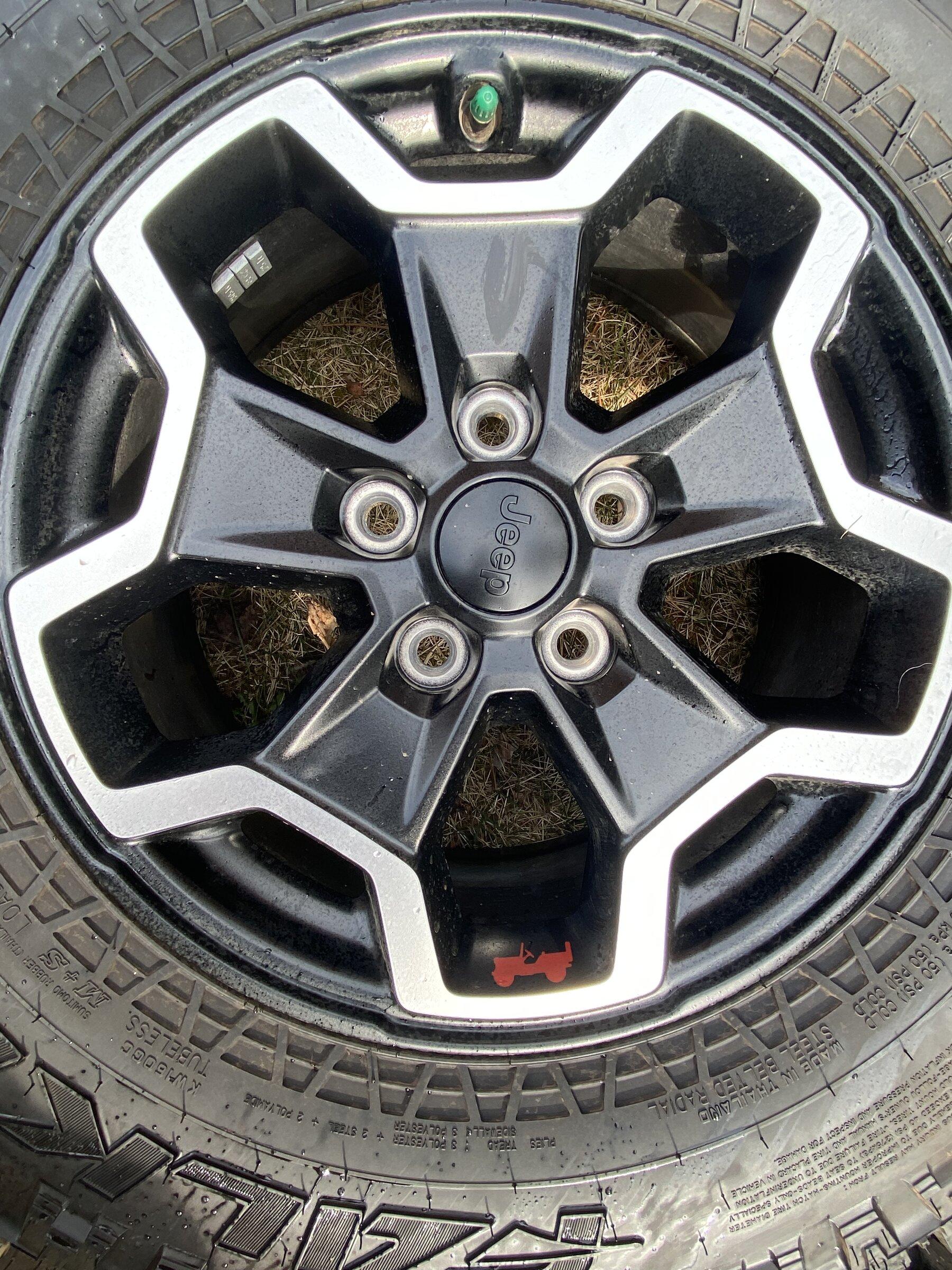 Jeep Gladiator Rubicon rims w/ 33” Falken Wildpeak M/T for sale 40612F5E-D7B7-4B3C-9E91-32C57B02B0D5