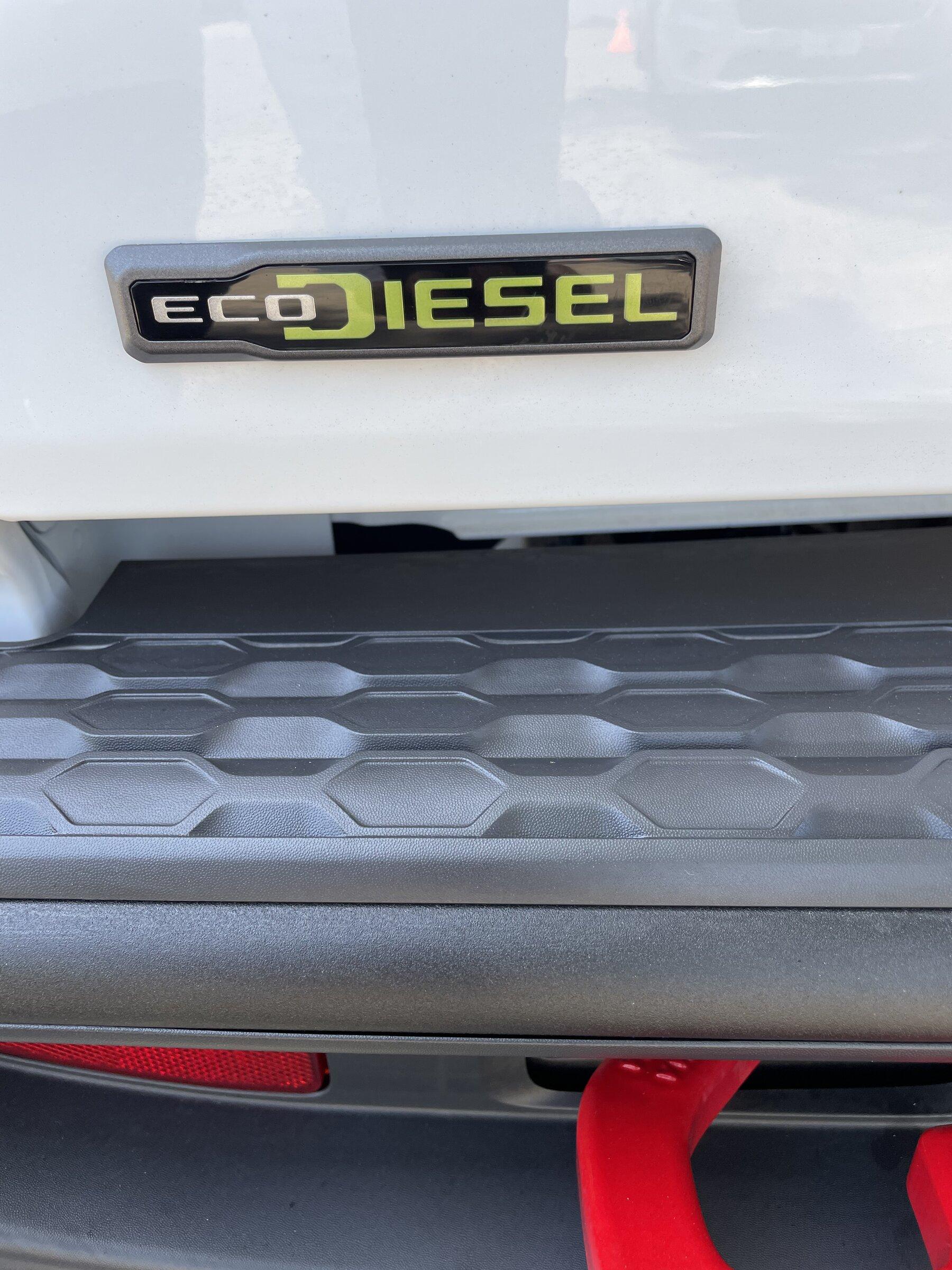 Jeep Gladiator New member with a new buddy 80038959-E834-4692-A06D-3F058EB6EC11