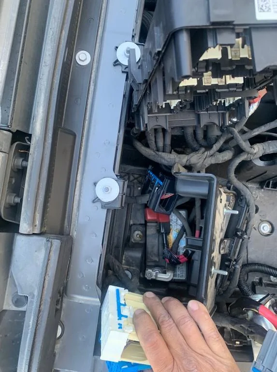 Jeep Gladiator Both Batteries Dead 2020 Gladiator $898 to replace!?!??? ojS6om