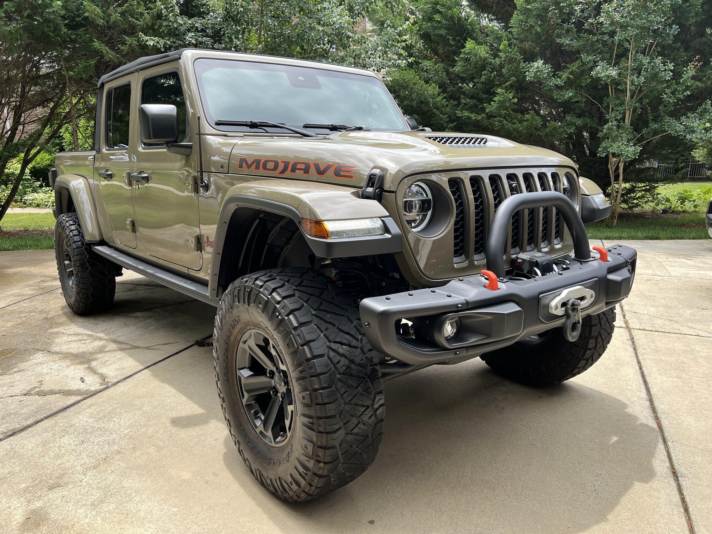 Jeep Gladiator 2020 Jeep Gladiator Mojave – 11,900 miles – Loaded and lifted - $59,000 3514B74D-0B66-42DB-83D7-B886998AB9D7