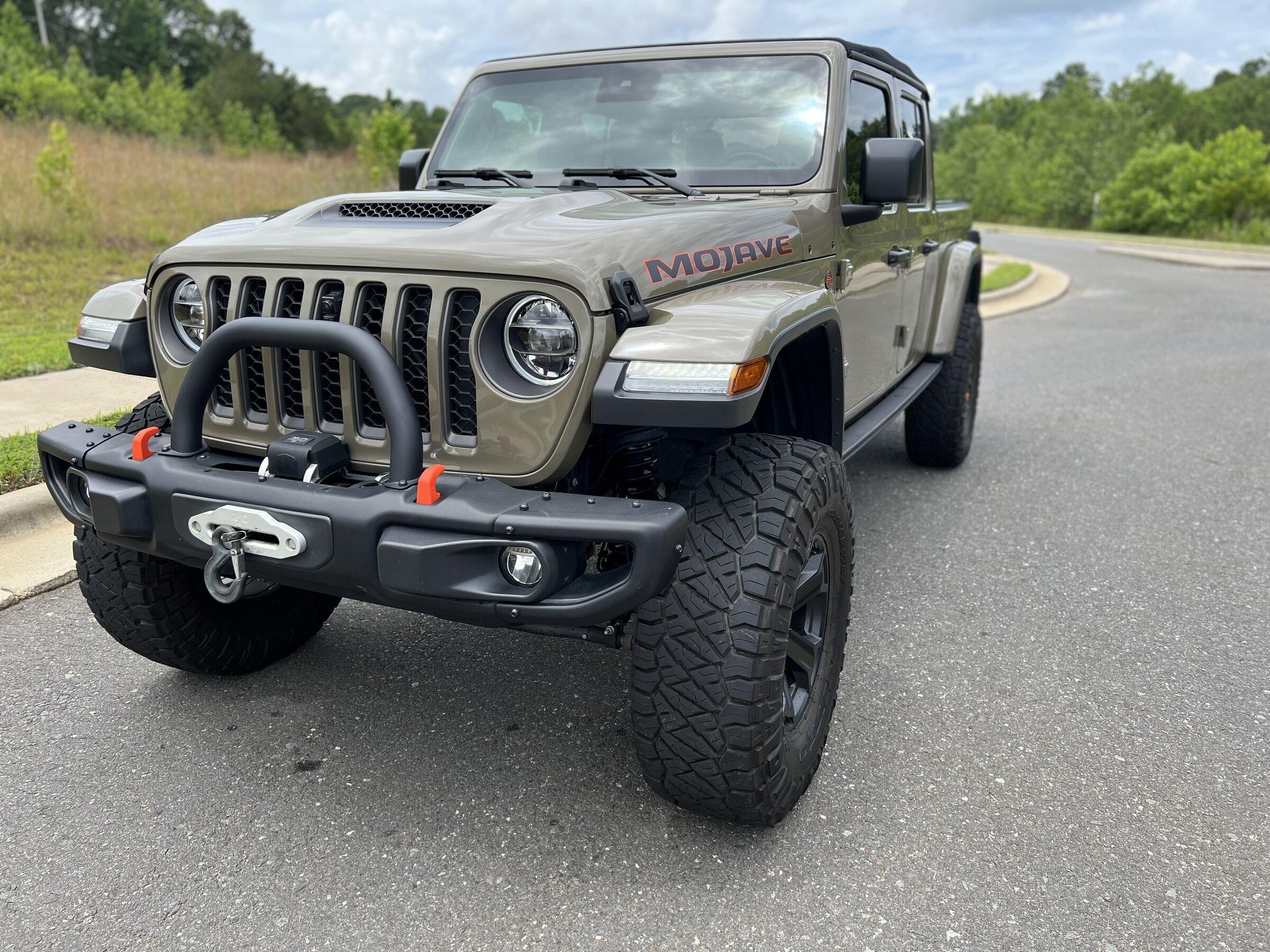 Jeep Gladiator 2020 Jeep Gladiator Mojave – 11,900 miles – Loaded and lifted - $59,000 759E39F3-9405-43E1-B0B0-E1CE55D584EE