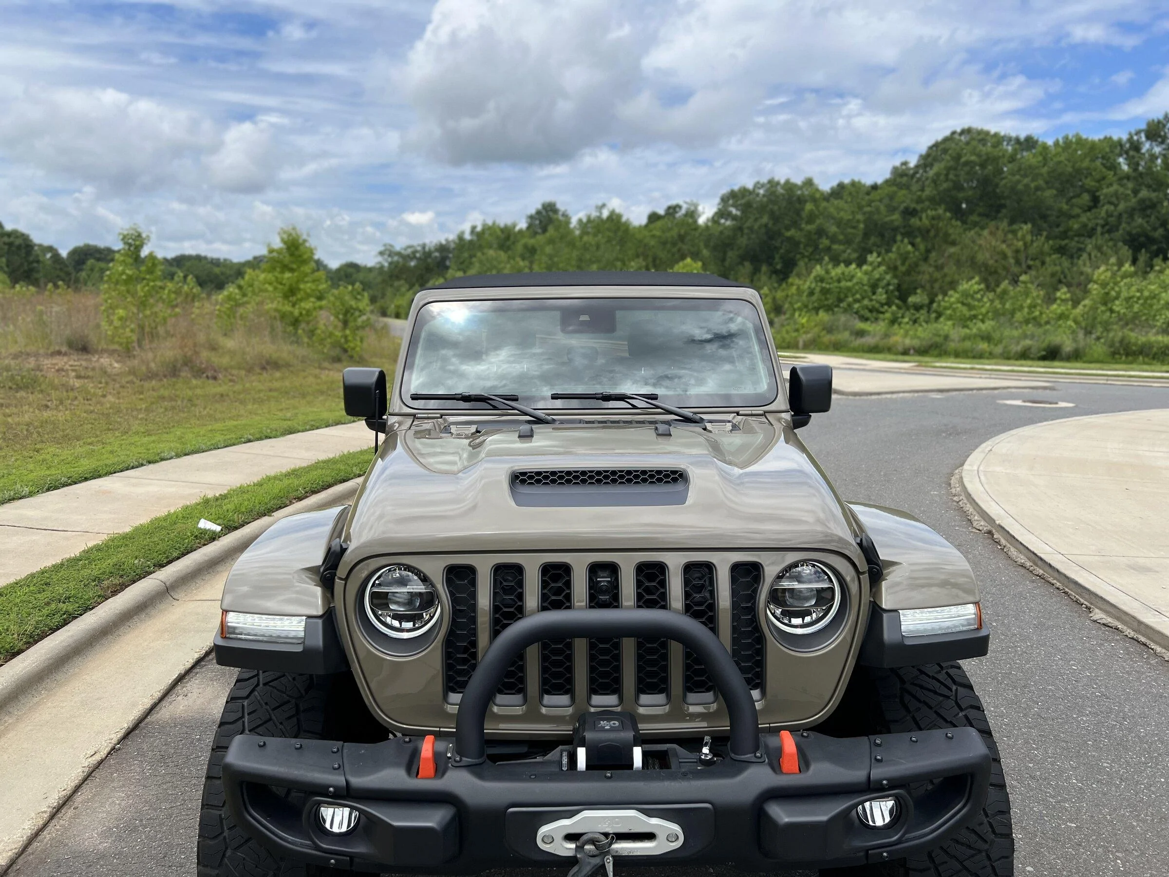 Jeep Gladiator 2020 Jeep Gladiator Mojave – 11,900 miles – Loaded and lifted - $59,000 E557FFEC-3972-46B2-81A1-B970DEDDCC8A