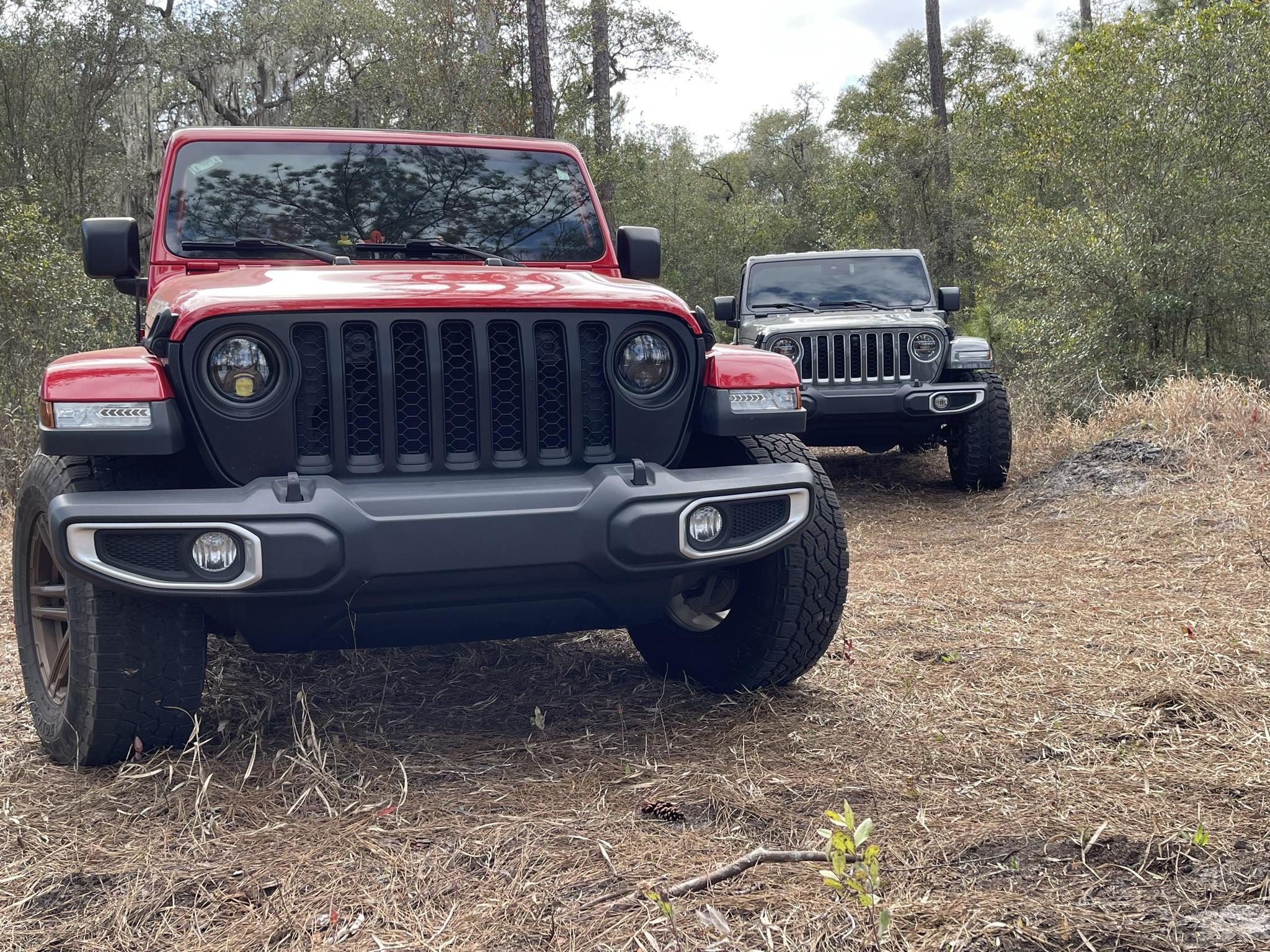 Jeep Gladiator Post your Gladiator thread 6AB1888F-EBF2-4182-8B01-32BEA0438F03