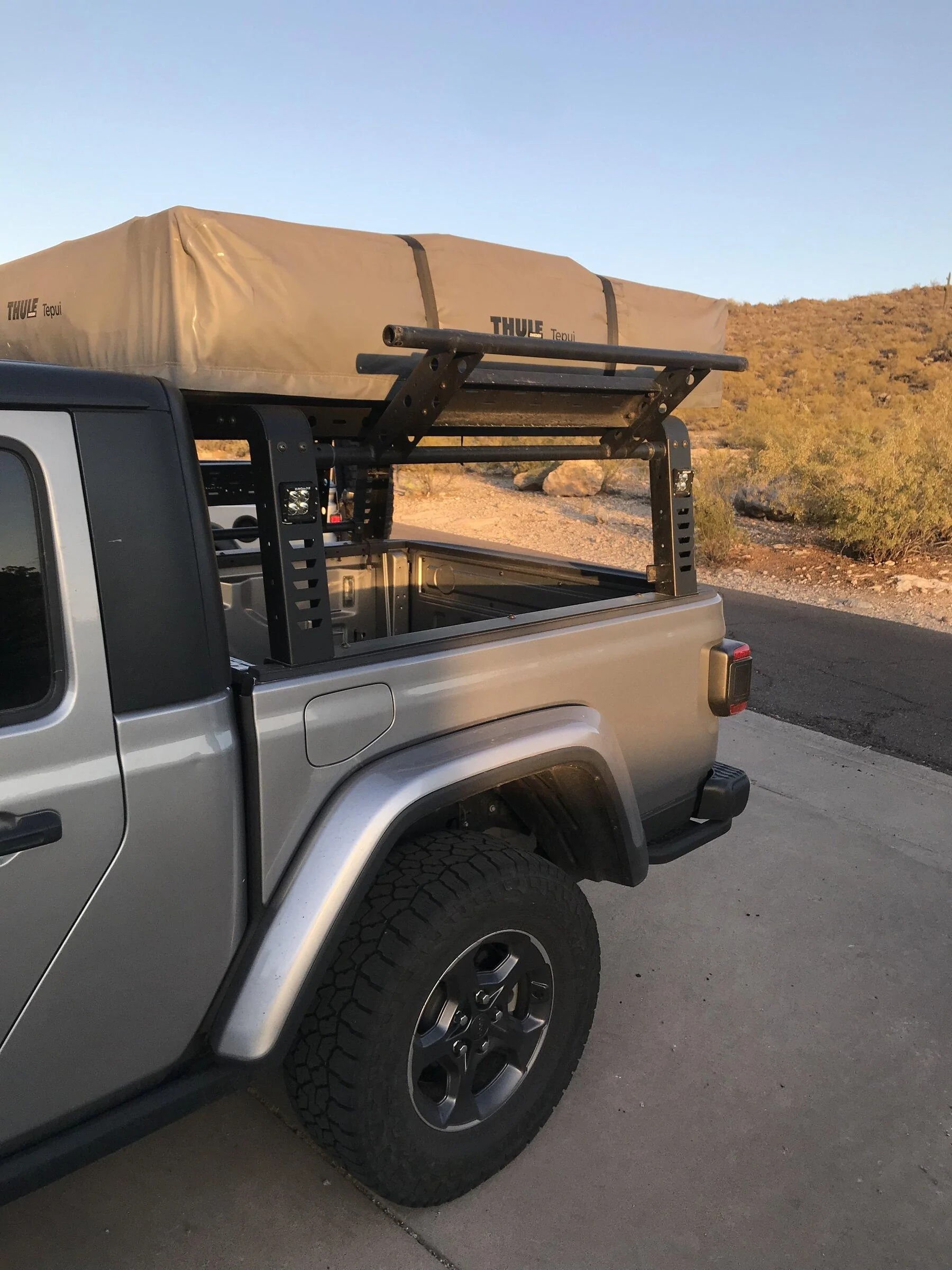 Jeep Gladiator Jeep Gladiator Zroads Overland Rack 57217152-9F53-4398-8AB8-012D9D655507
