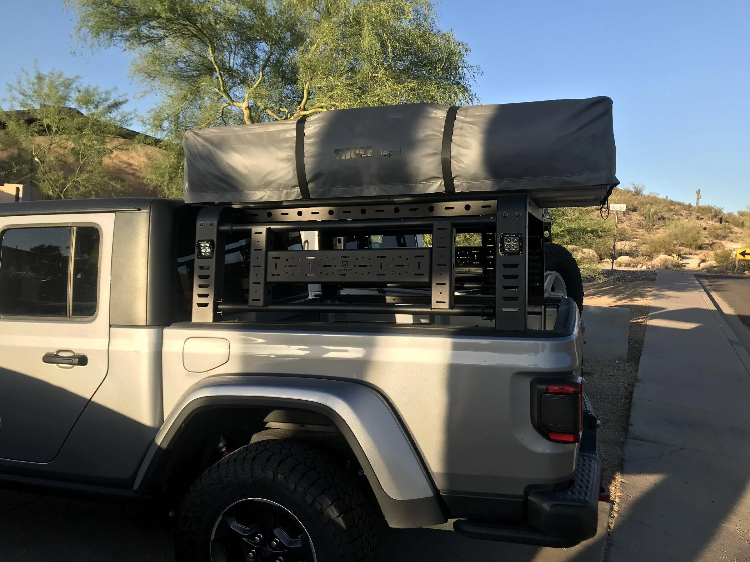 Jeep Gladiator Jeep Gladiator Zroads Overland Rack 53061371-5918-49A3-A11D-D602623657D7