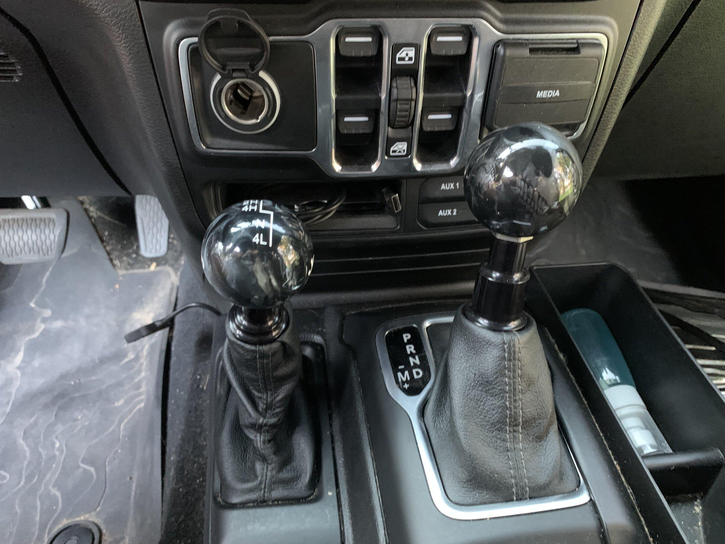 Jeep Gladiator New Shift Knobs IMG_2281.JPG