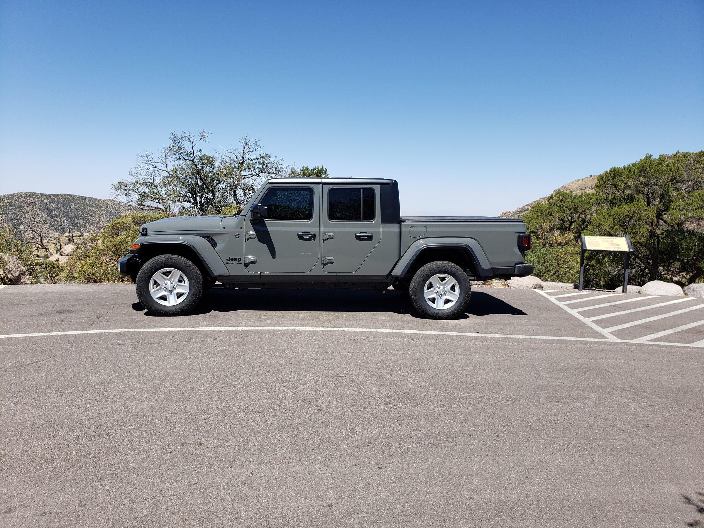 Jeep Gladiator Chiricahua National Monument 20220526_101358