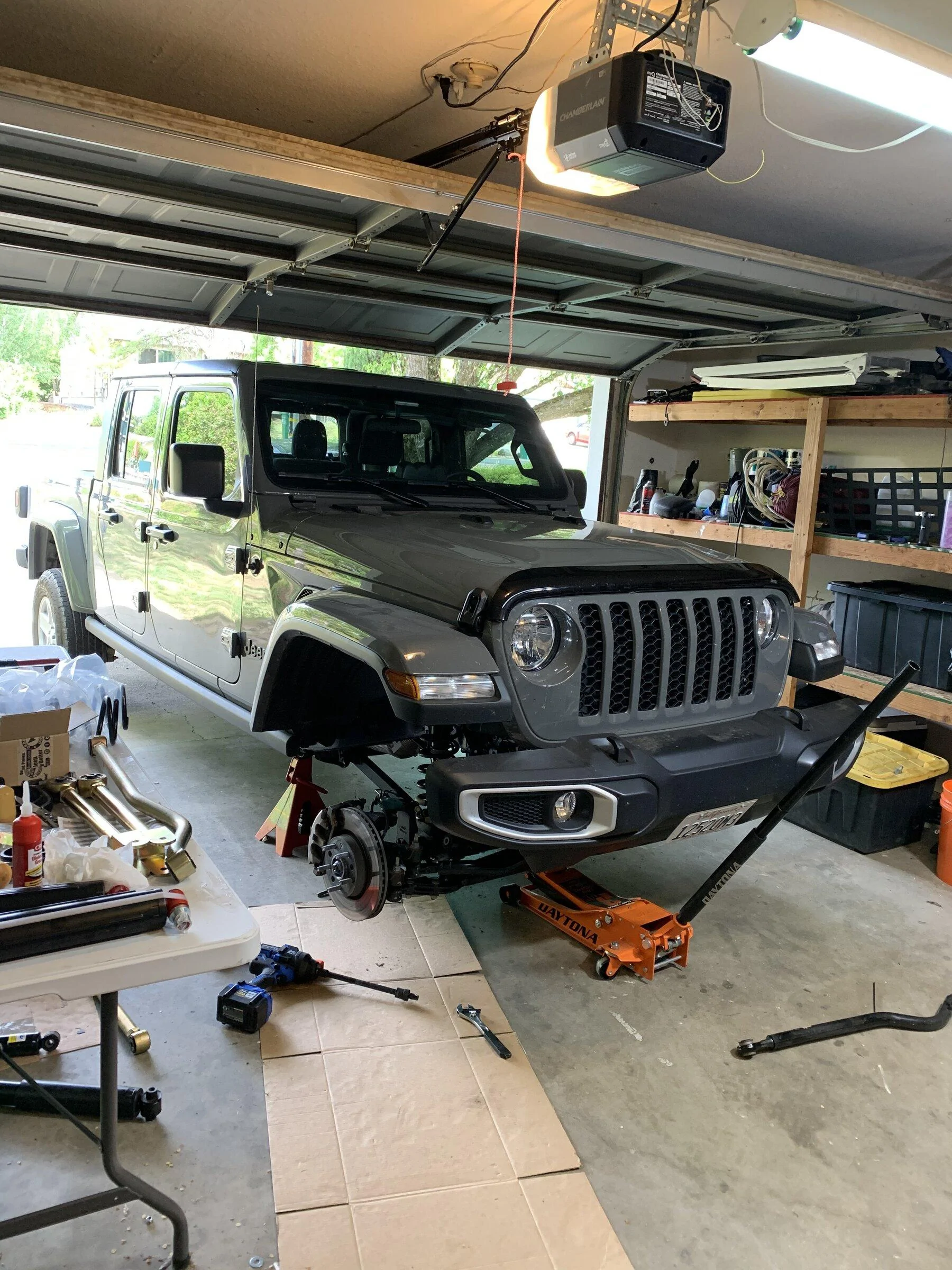 Jeep Gladiator Ecodiesel metal cloak dual rate 3.5” review. EAD900DD-29D5-43D7-8343-46806C79BB4C