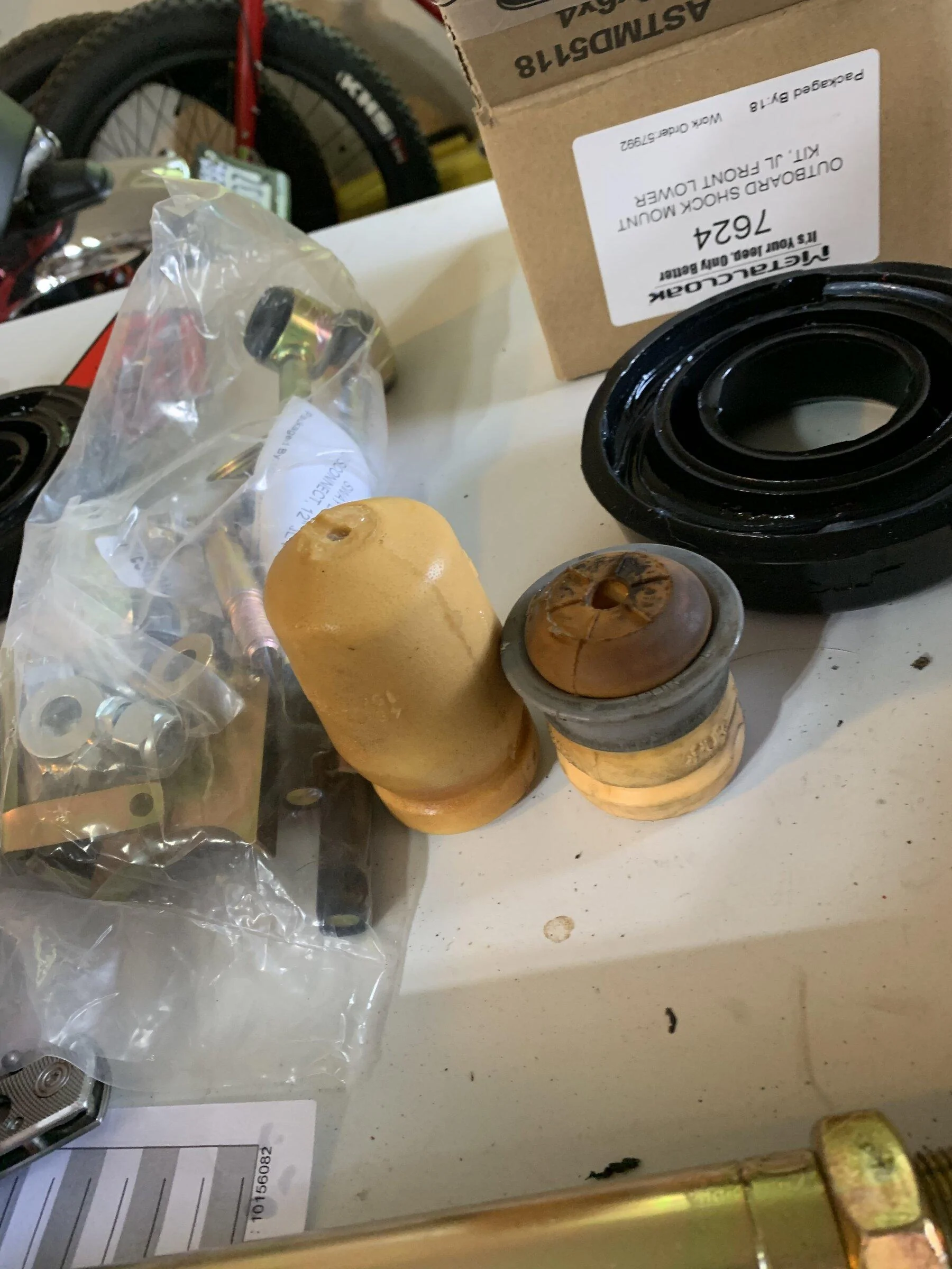 Jeep Gladiator Ecodiesel metal cloak dual rate 3.5” review. A6999858-22DE-4865-BA7E-05163F764D07