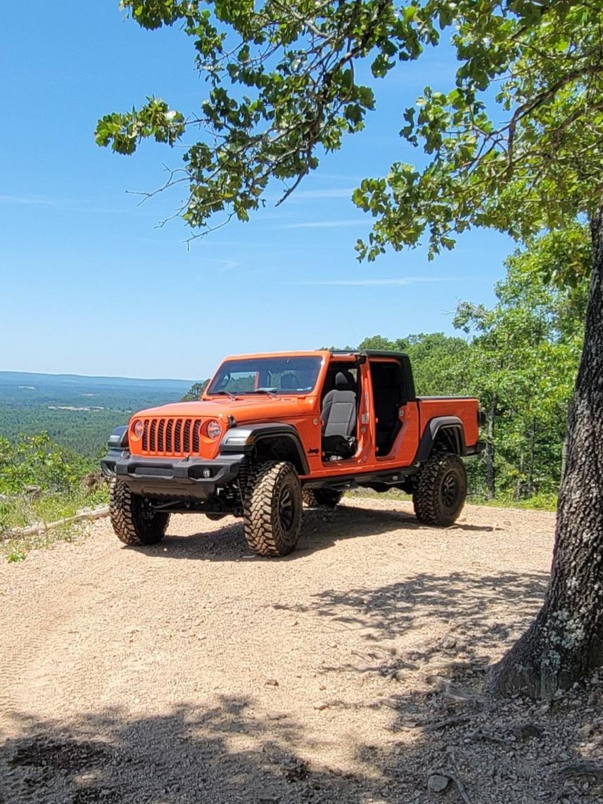 Jeep Gladiator PUNK'N Gladiator JT Club Resized_20220528_114809
