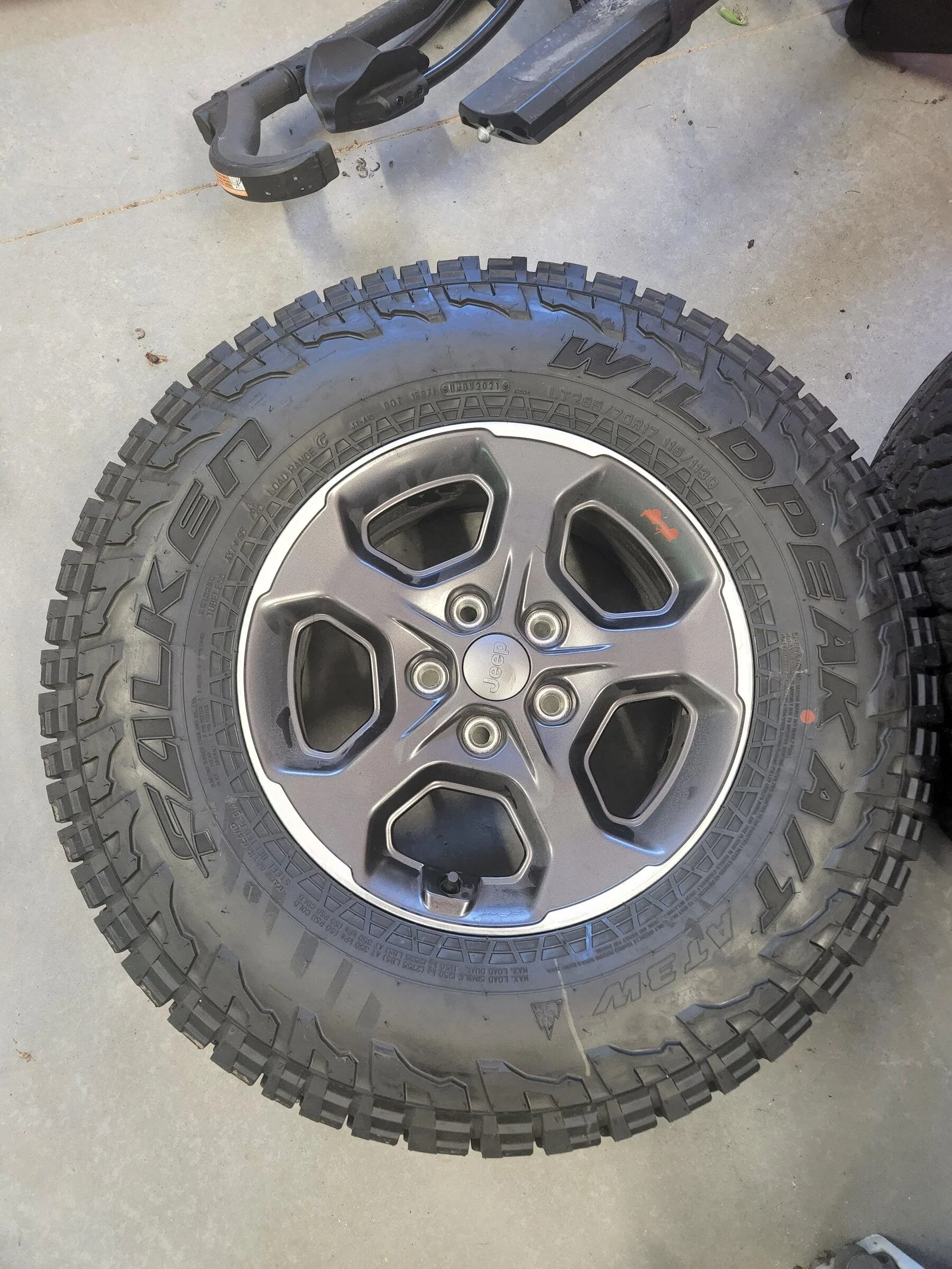 Jeep Gladiator $1000 Rubicon Wheels and Tires 20220529_095733