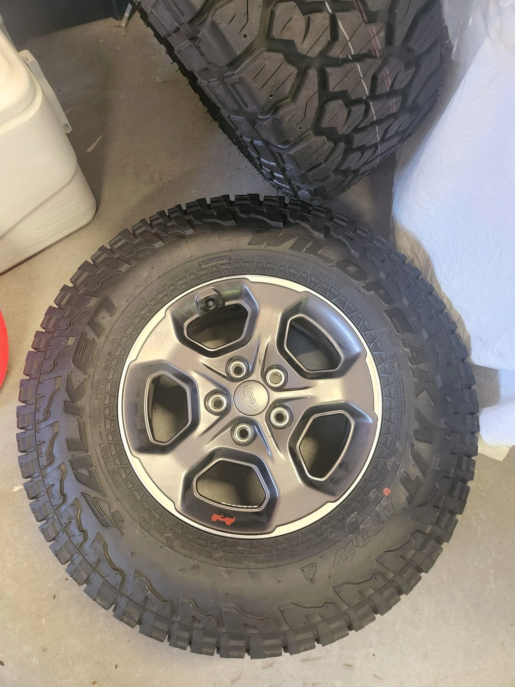 Jeep Gladiator $1000 Rubicon Wheels and Tires 20220529_095904