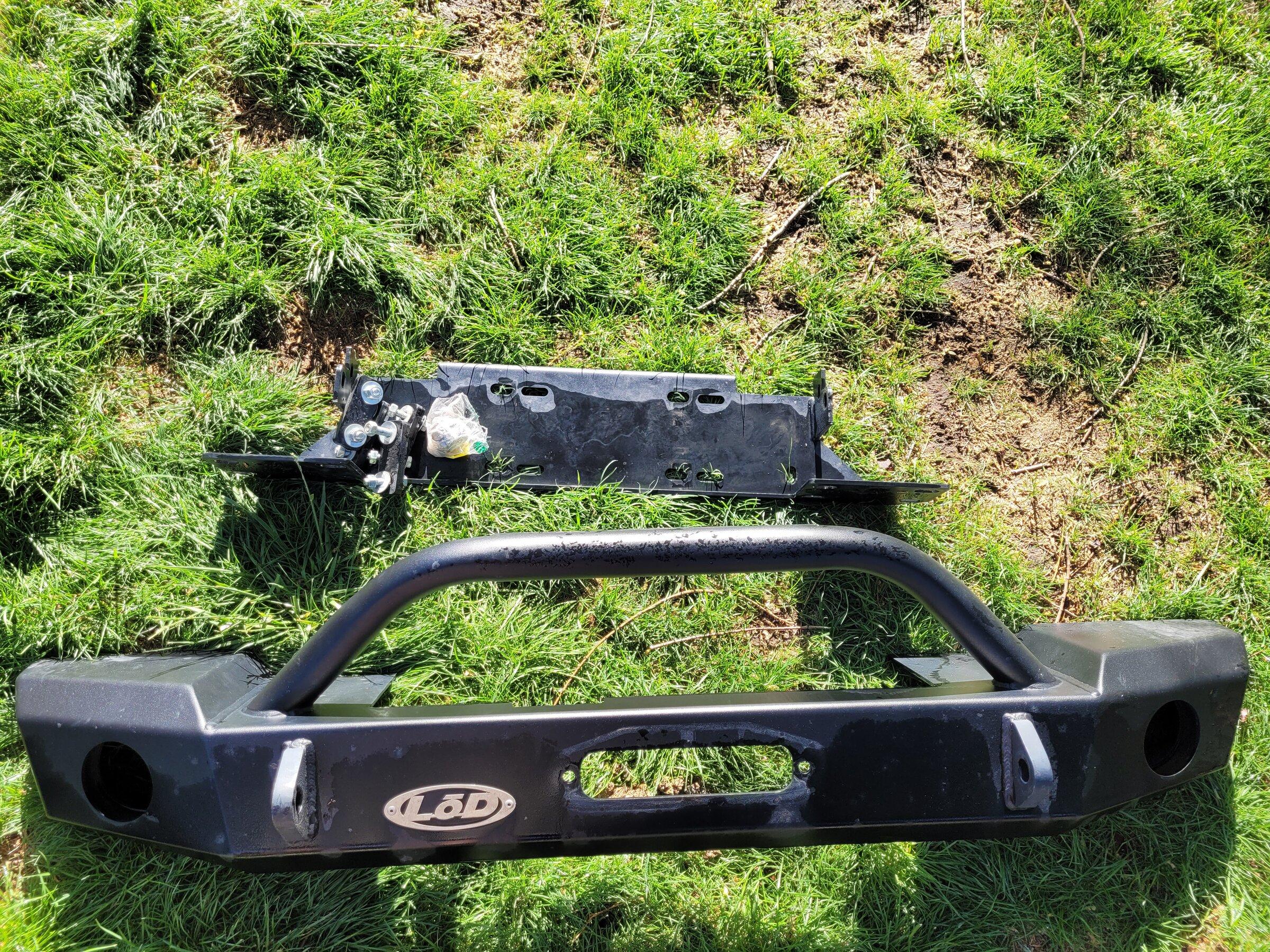 Jeep Gladiator LOD Signature Series Mid Width winch bumper $450 20220514_175632