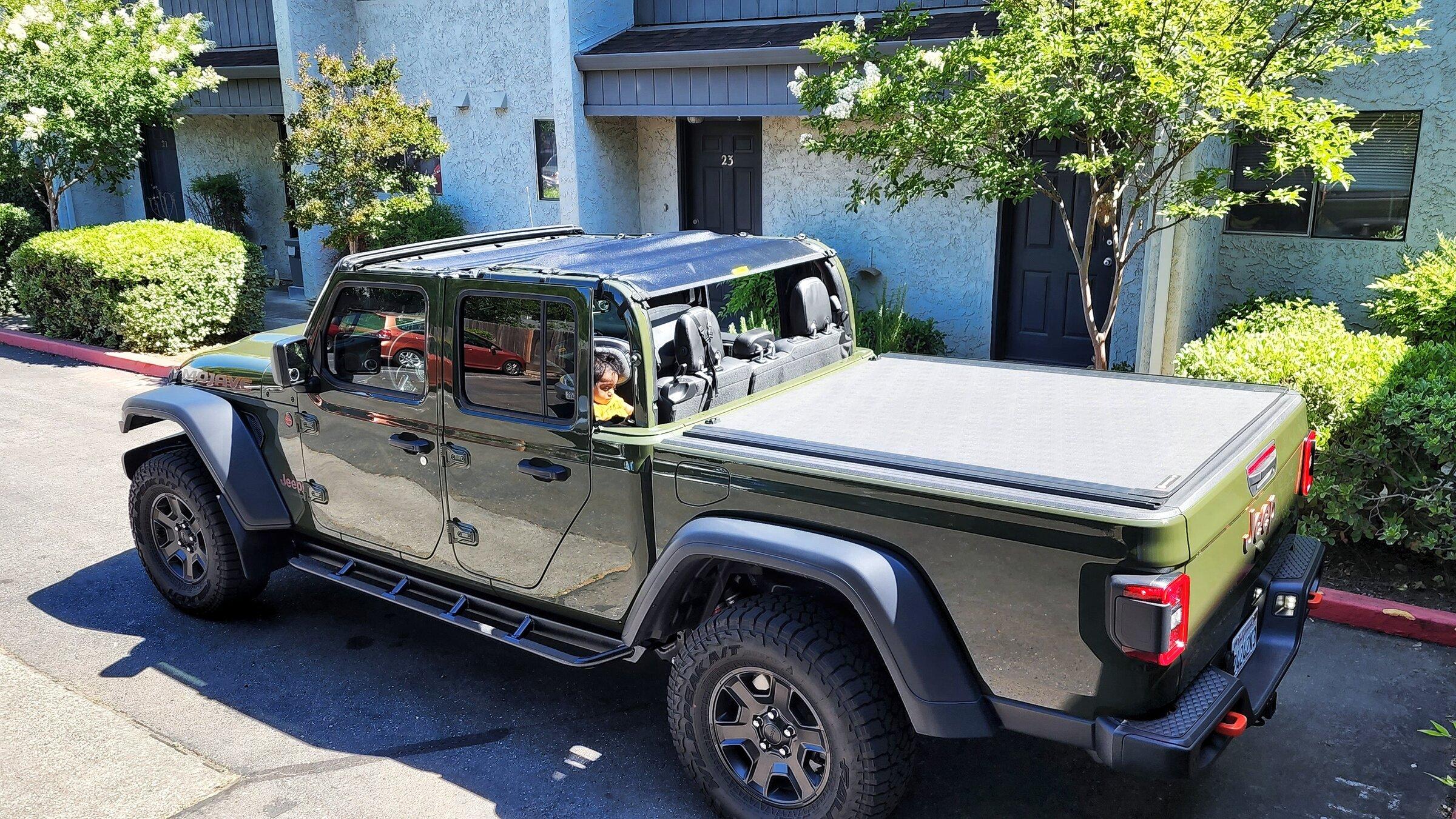 Jeep Gladiator Andrew's 2022 Sarge Green Mojave - Northern CA 20220529_105526-01