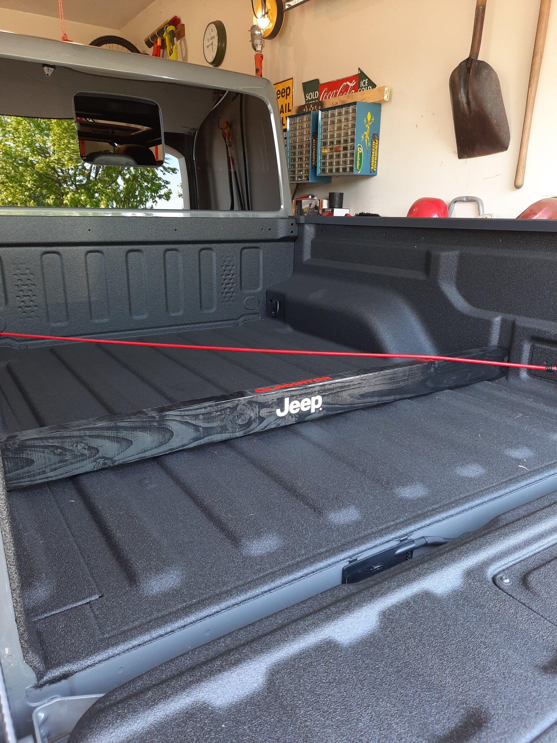 Jeep Gladiator The extent of my wood working skills ? 20220530_161027