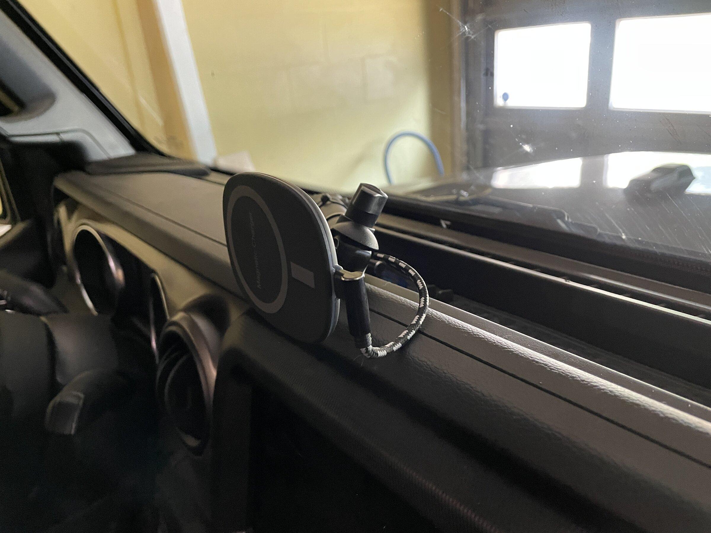 Jeep Gladiator Android Auto/Car Play IMG_5326.JPG