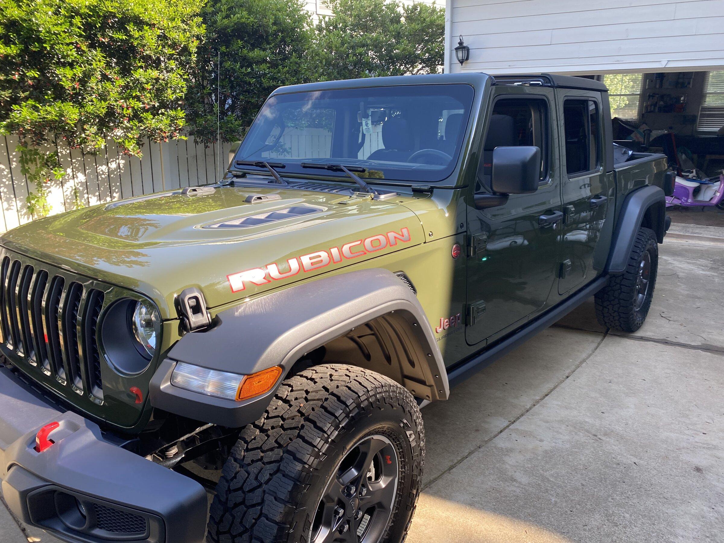 Jeep Gladiator SARGE GREEN Gladiator club 19CBB64D-7123-441C-A120-D95F315A0386