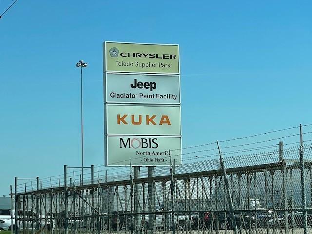 Jeep Plant 04.jpg