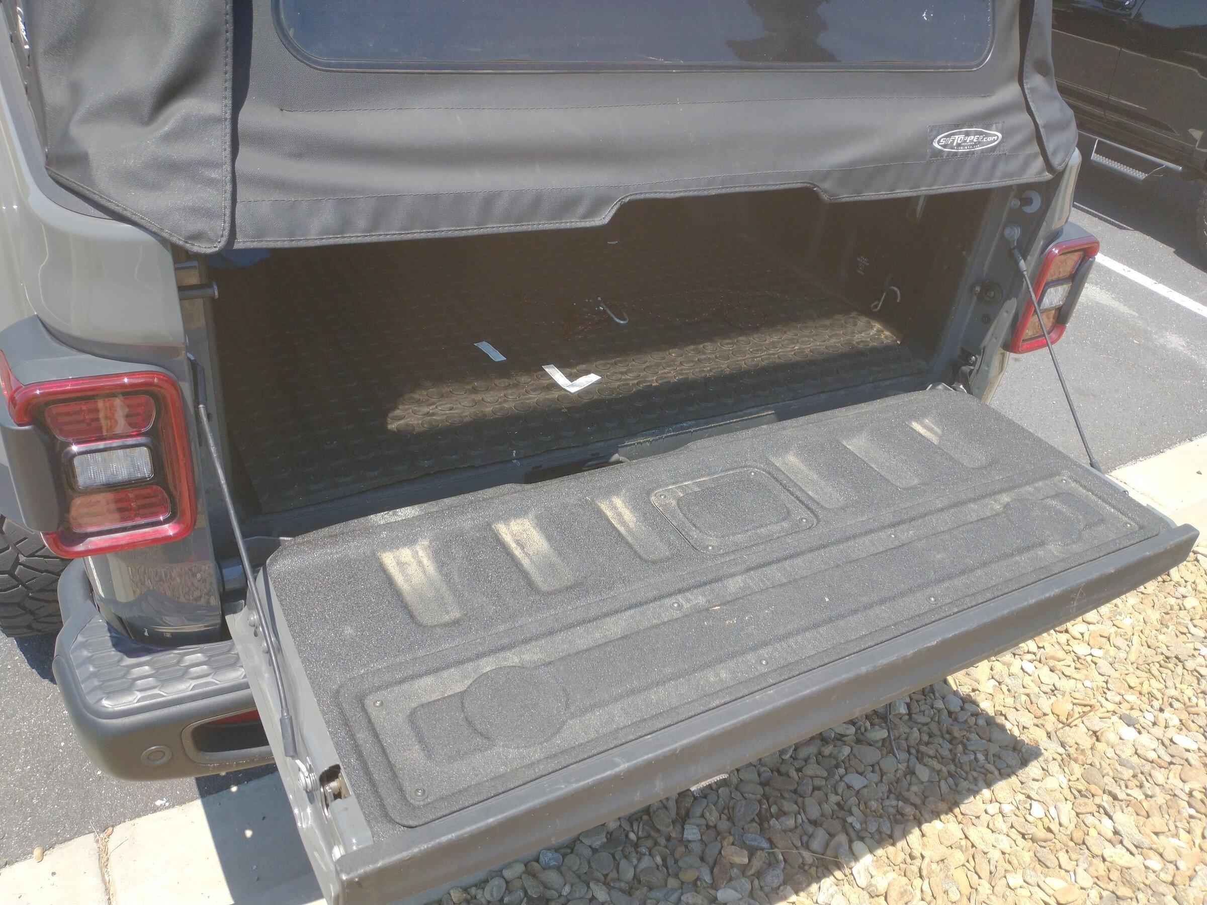 Jeep Gladiator Bestop appearance and fitment vs Softopper IMG_20220531_130009315