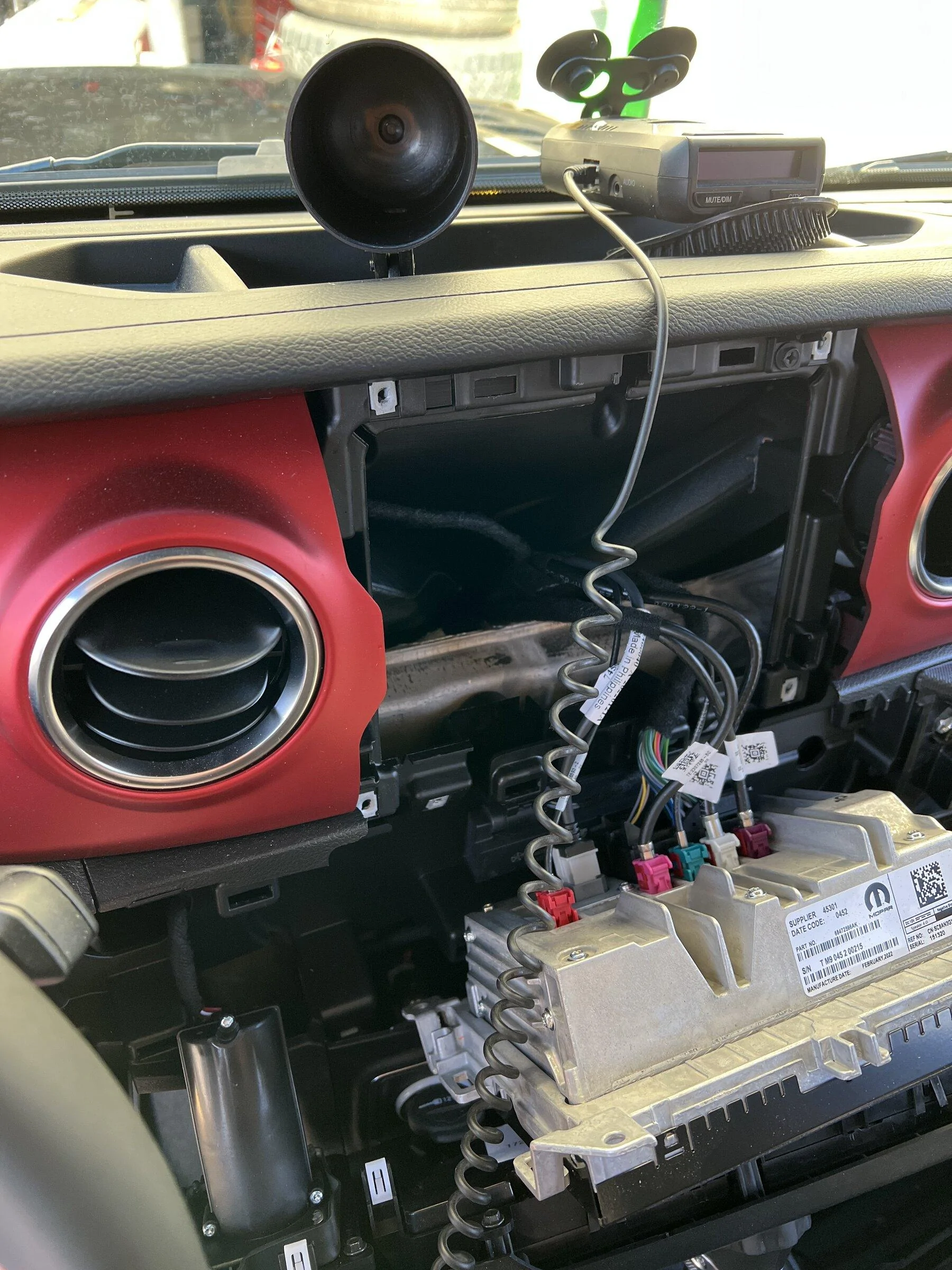 Jeep Gladiator Banks Idash install C735135D-BDF1-406B-8C2D-F91003296A54