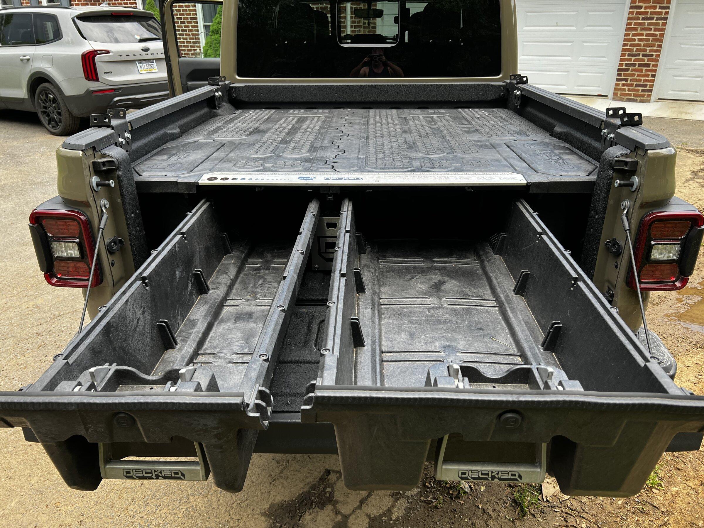 Jeep Gladiator Another Decked bed drawers $900 8FA48490-DCED-4CD3-9B01-303DD823B96D