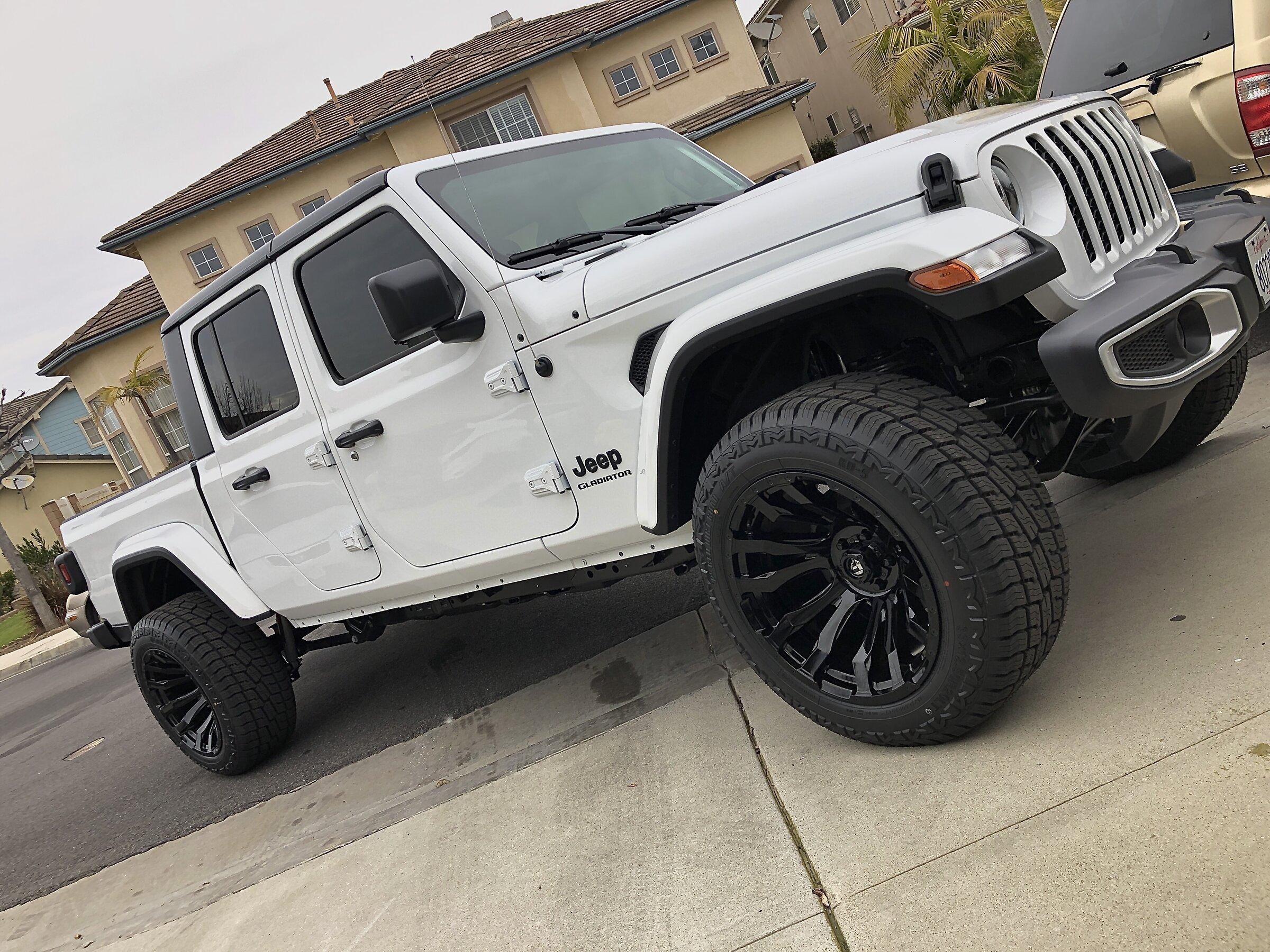 Jeep Gladiator 20” fuel blitz’s rims & tires DBFA7BB3-C829-4A59-AC4F-EB4BB2BD3B26