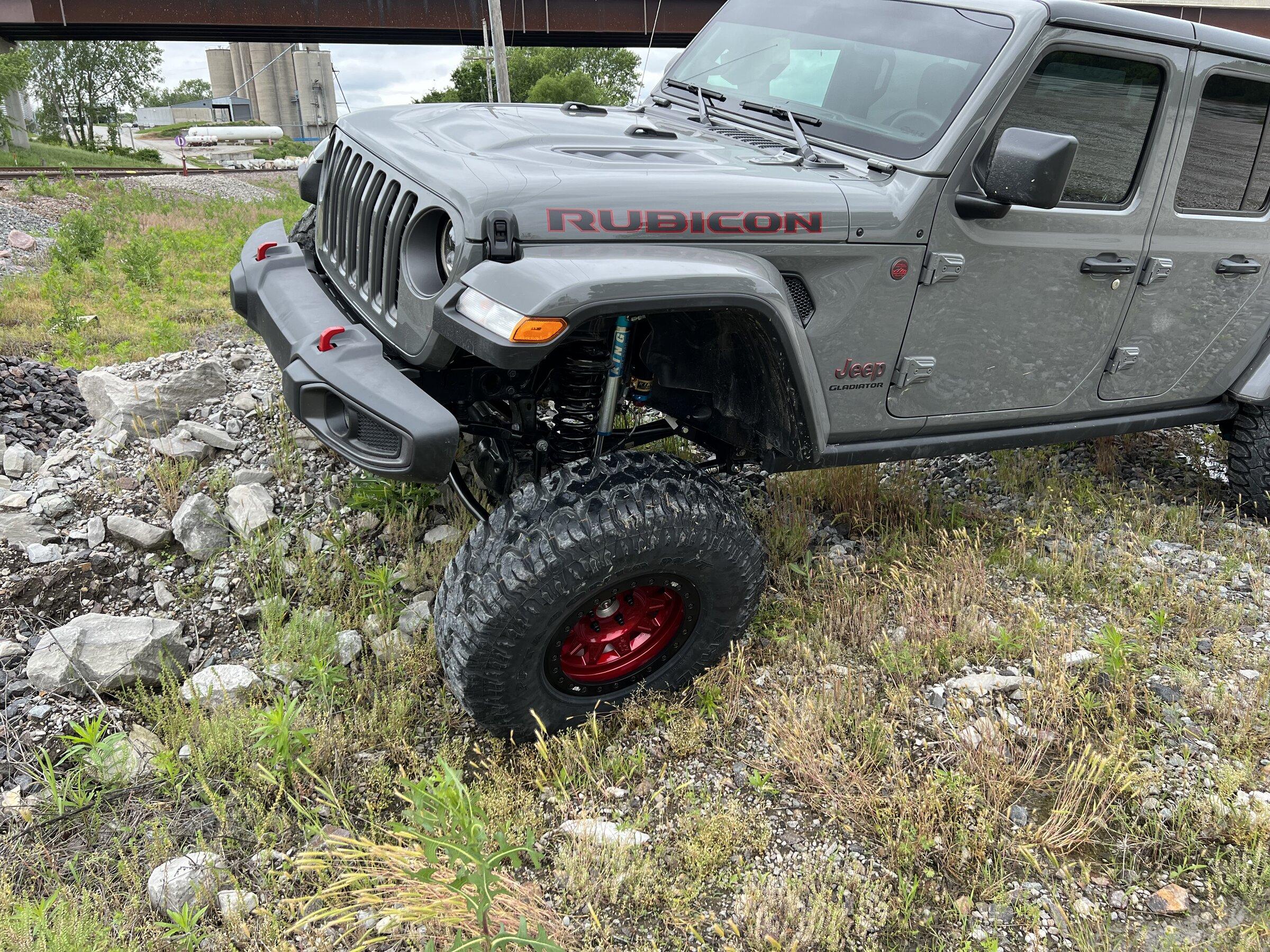 Jeep Gladiator Evo 4.5 Enforcer with Kings! EC461D82-3F17-4E9B-81FD-AB76E6648E95