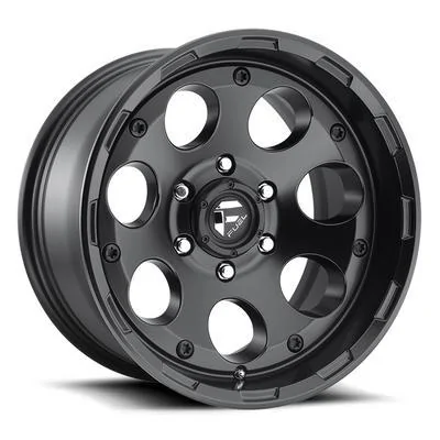 Jeep Gladiator New Wheels Being Installed MHTD60817908345_01 (1)