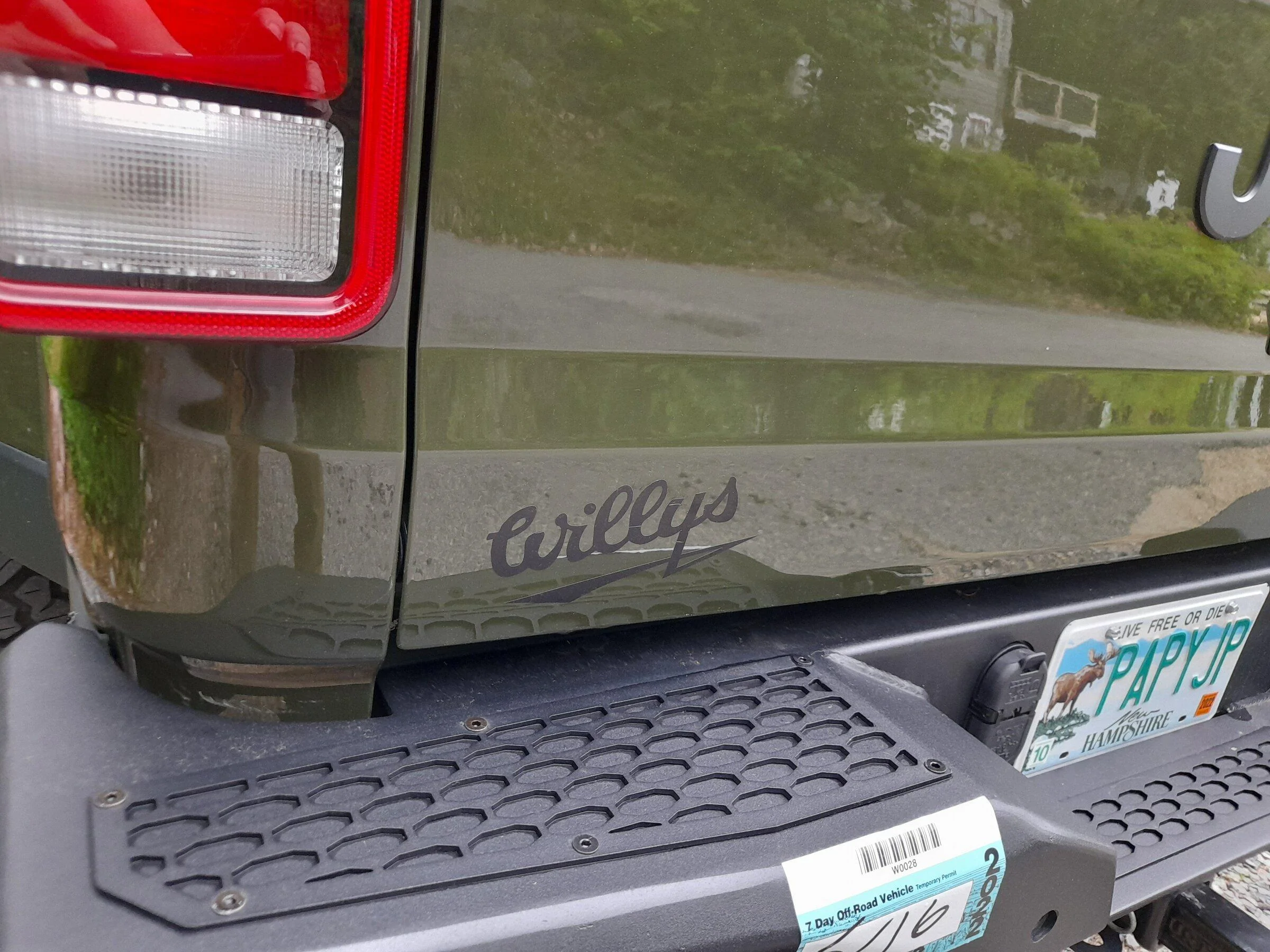 Jeep Gladiator Just picked up my new 2021 Willys Gladiator in Sarge Green 20220601_183145