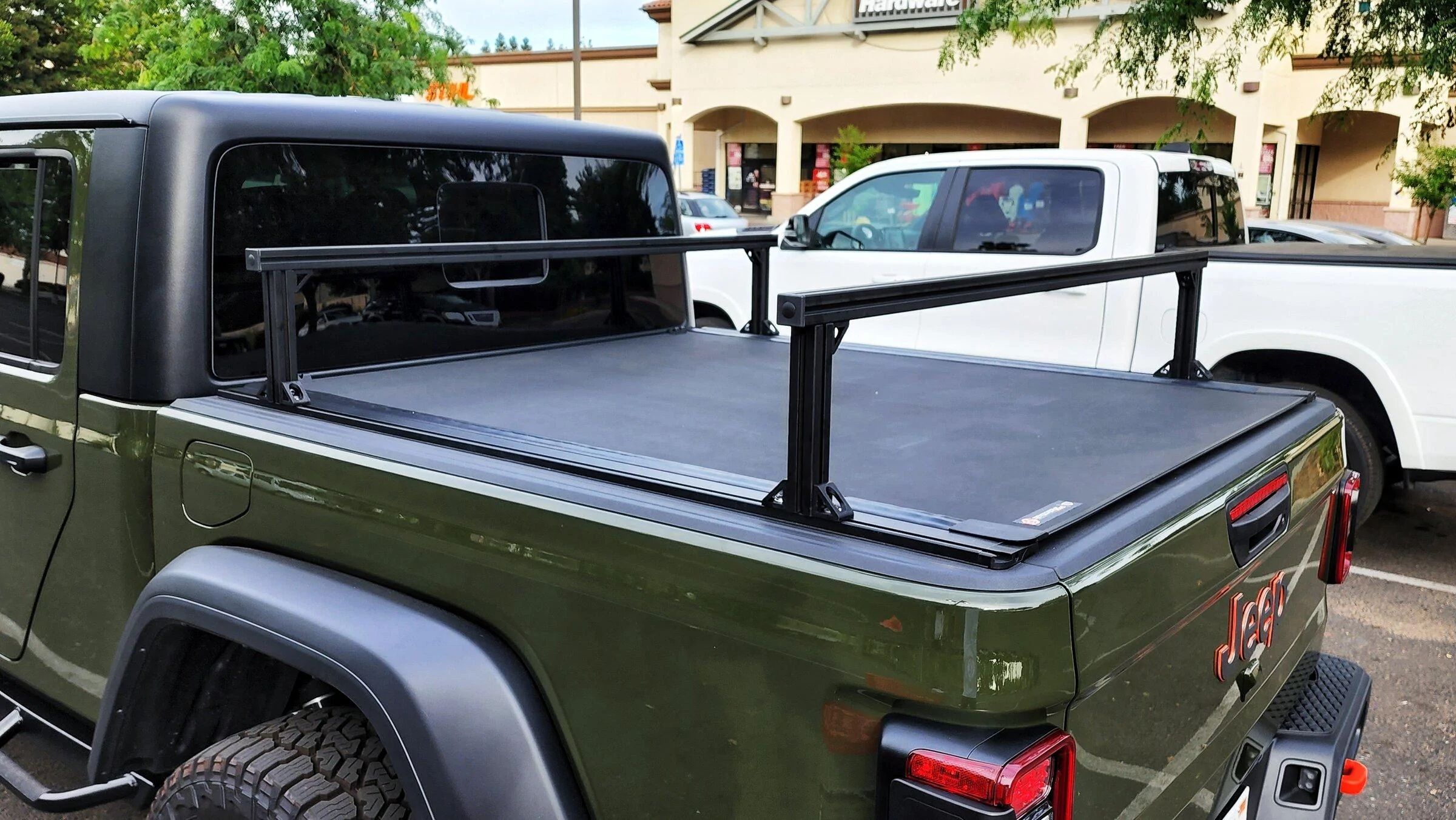 Jeep Gladiator Andrew's 2022 Sarge Green Mojave - Northern CA 20220601_182718-01