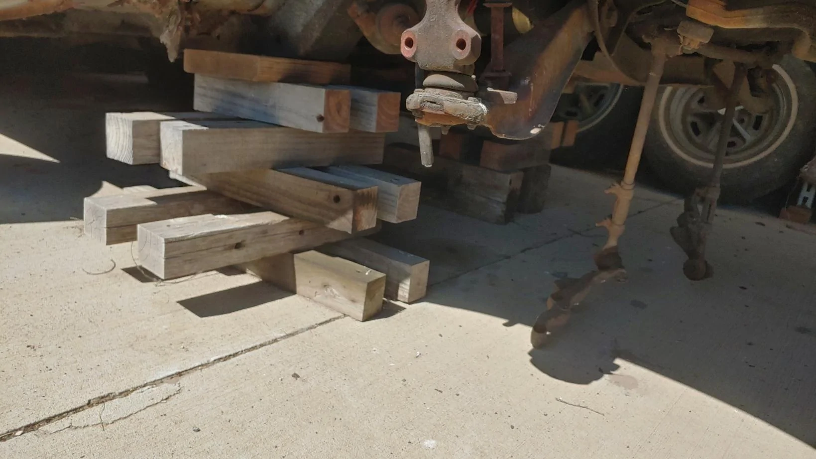 Jeep Gladiator Gladiator wrenching, blood and mishaps. wood-blocks-2