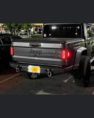 Jeep Gladiator JeepSteel flush tail lights _nc_ohc=iM-MOJUp5w4AX_1Rio-&_nc_ht=scontent-lax3-1