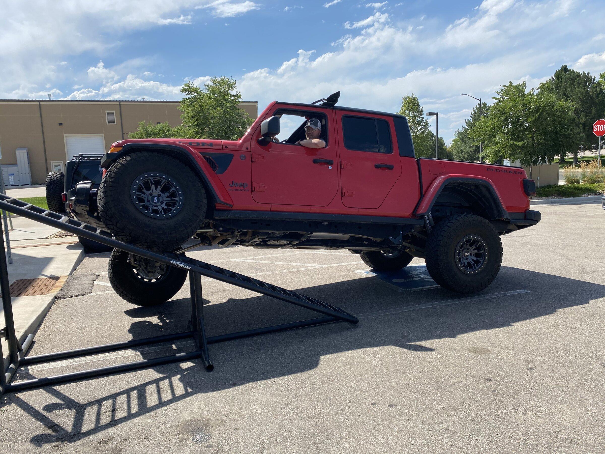 Jeep Gladiator Do you regret NOT buying a Mojave? 4D0E46E0-7C4A-4216-8BA1-0920CBCD9663