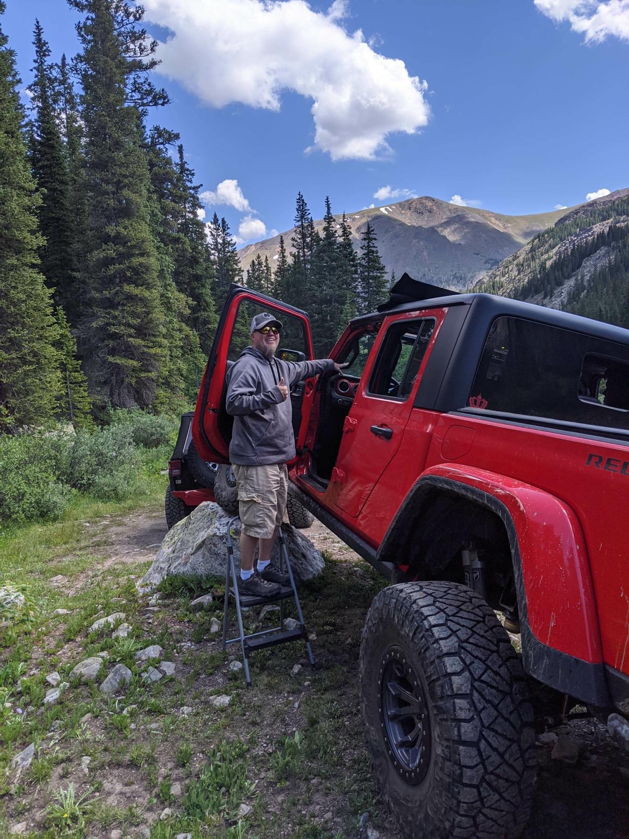 Jeep Gladiator Do you regret NOT buying a Mojave? 404D333F-AE66-4C77-A51E-1D60EB3C102F