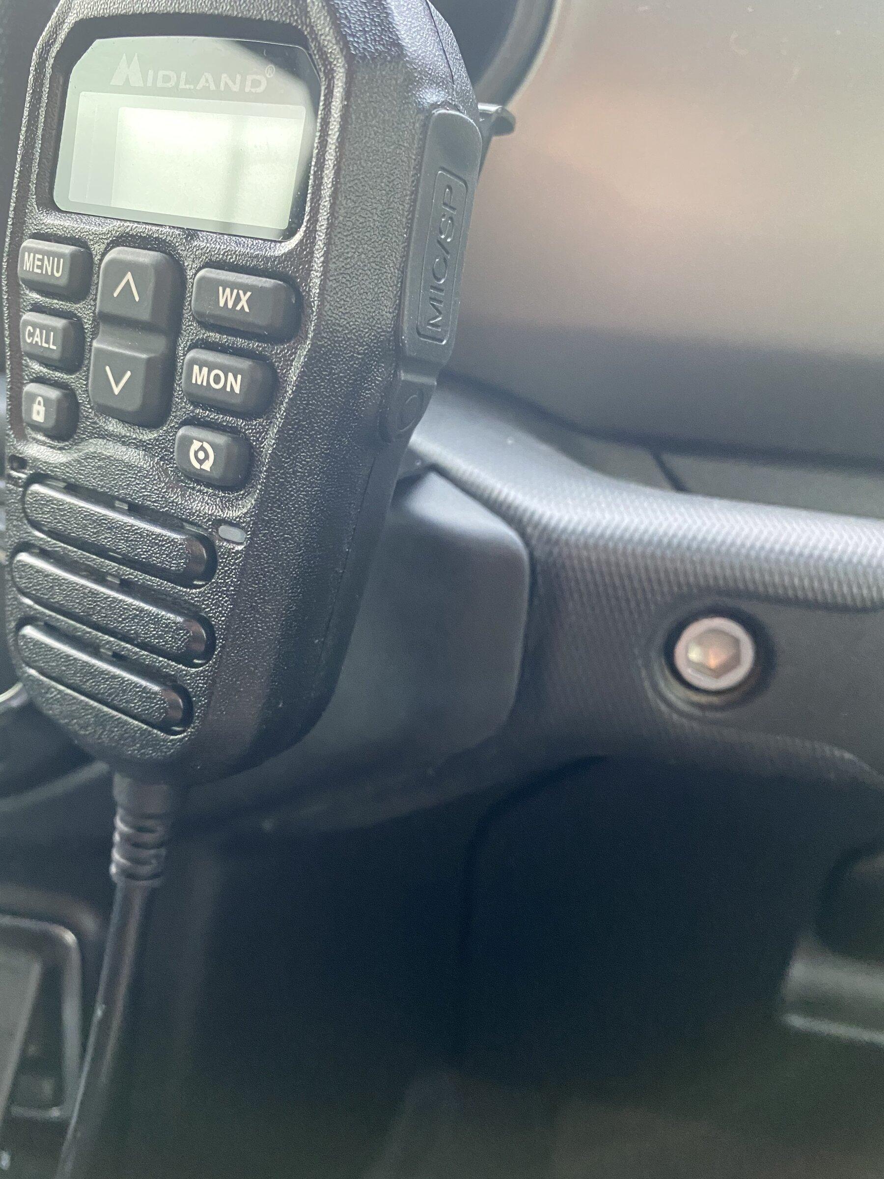 Jeep Gladiator Best Radio for Talking with Others in ORV Areas 8C0356C6-9C73-46FB-B680-32106C4C7808