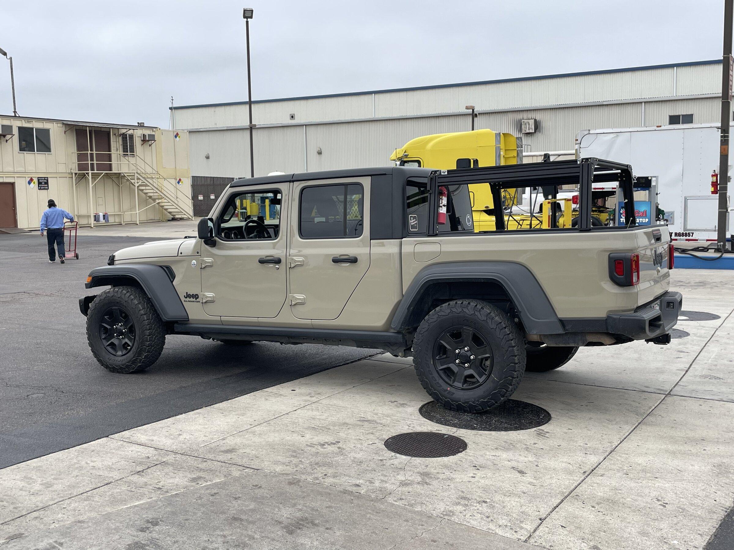 Jeep Gladiator Pictures of 33s and 35s 2022-06-02 11.21.32