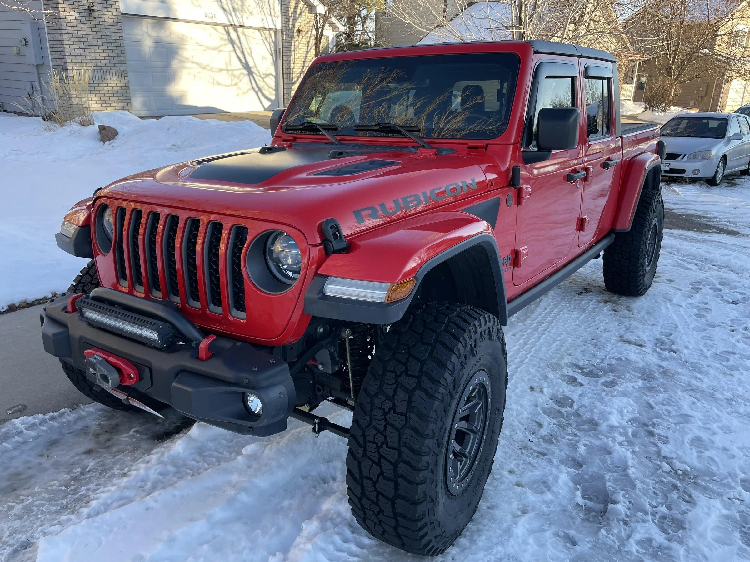 Jeep Gladiator Is the dual top worth the extra $$ over the freedom hardtop 57BD3637-2527-44EB-9BA0-2B780BF1E018