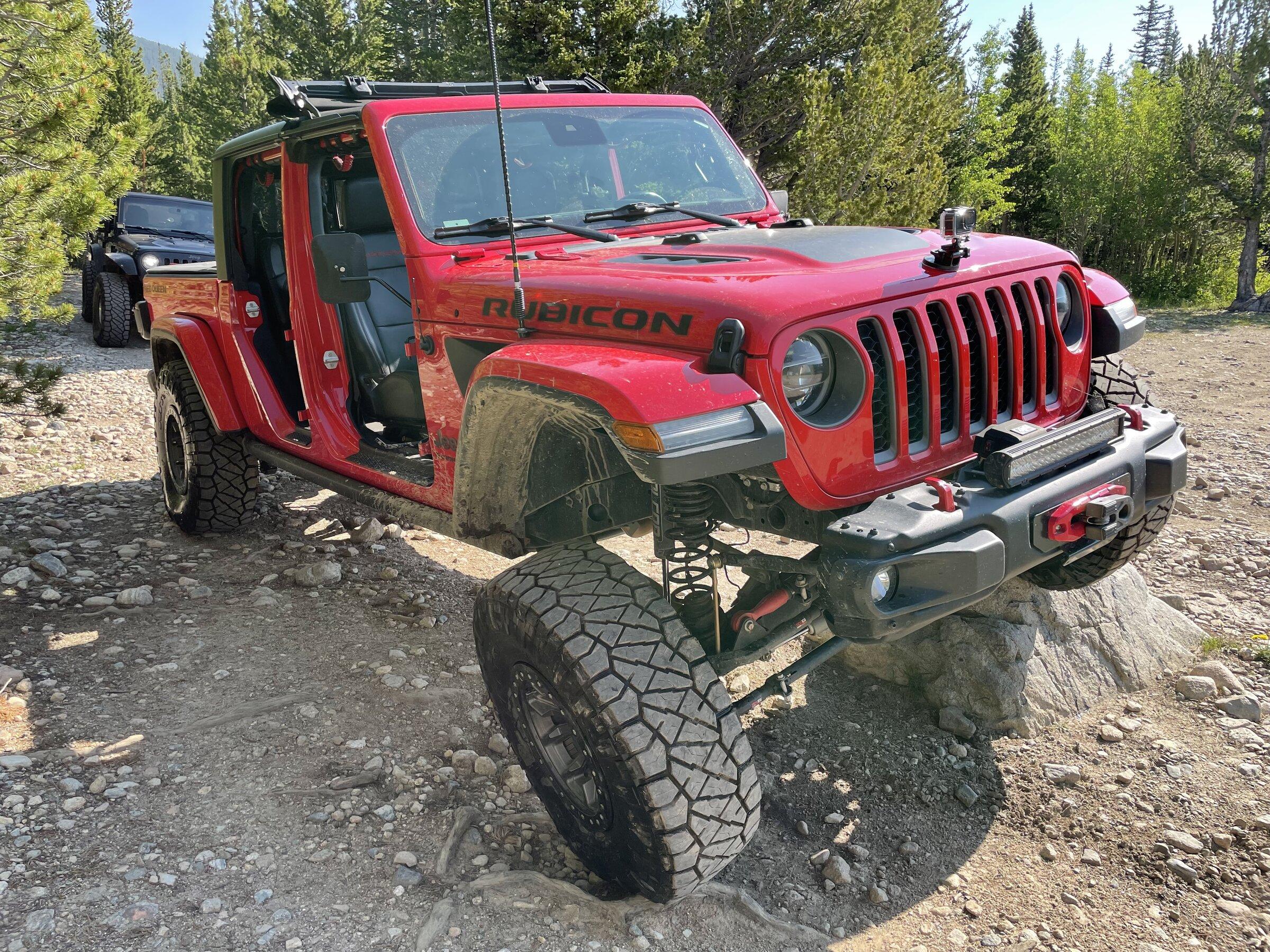Jeep Gladiator Is the dual top worth the extra $$ over the freedom hardtop DCB89834-A670-4500-A2C5-647A753ABE5A
