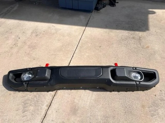 Jeep Gladiator Rubicon Steel Bumper with LED fog lights bumper1