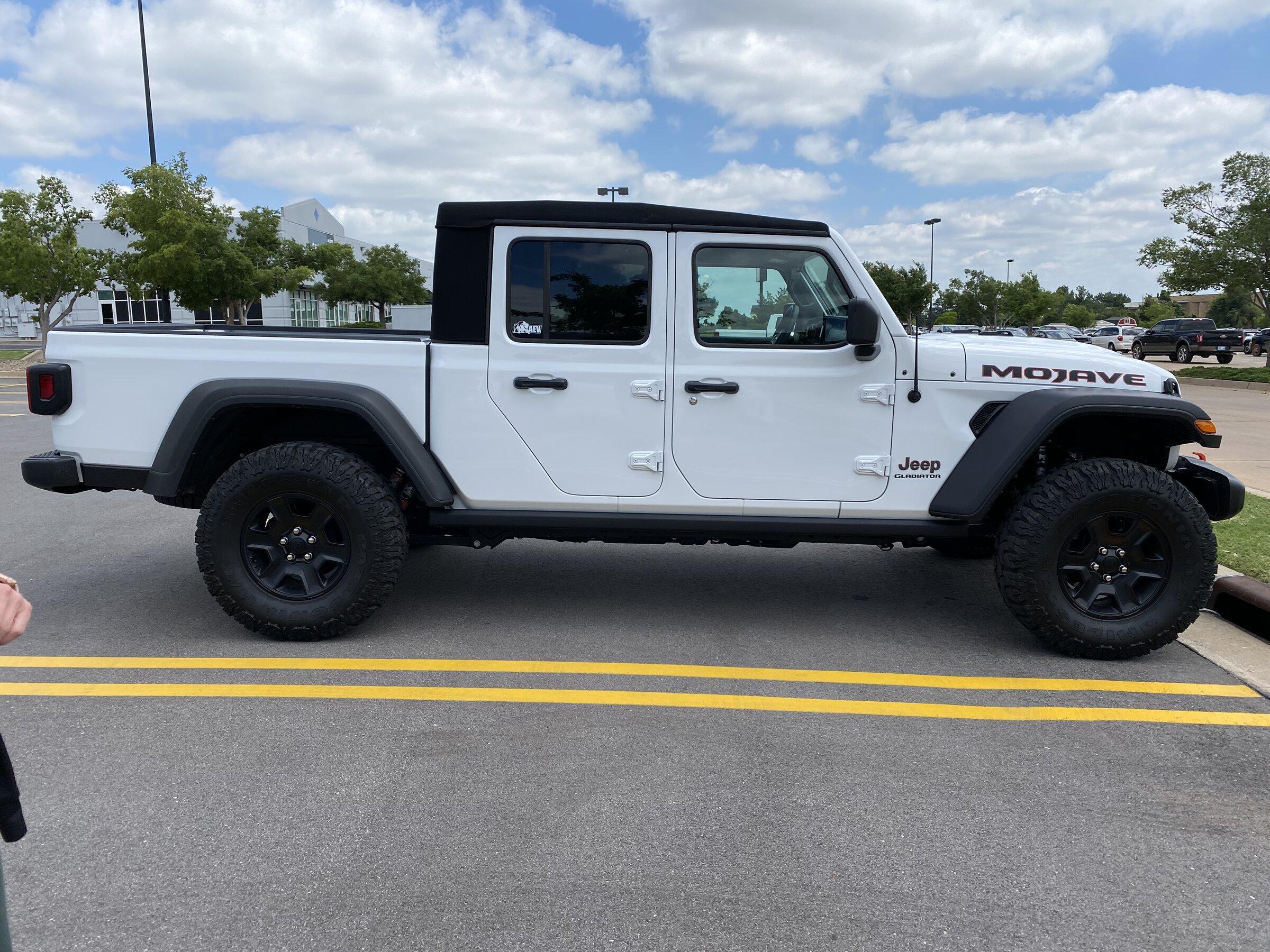 Jeep Gladiator 1 inch Teraflex Spacer on Mojave D0EC47B8-4B9C-443F-B706-EEB214E825B3